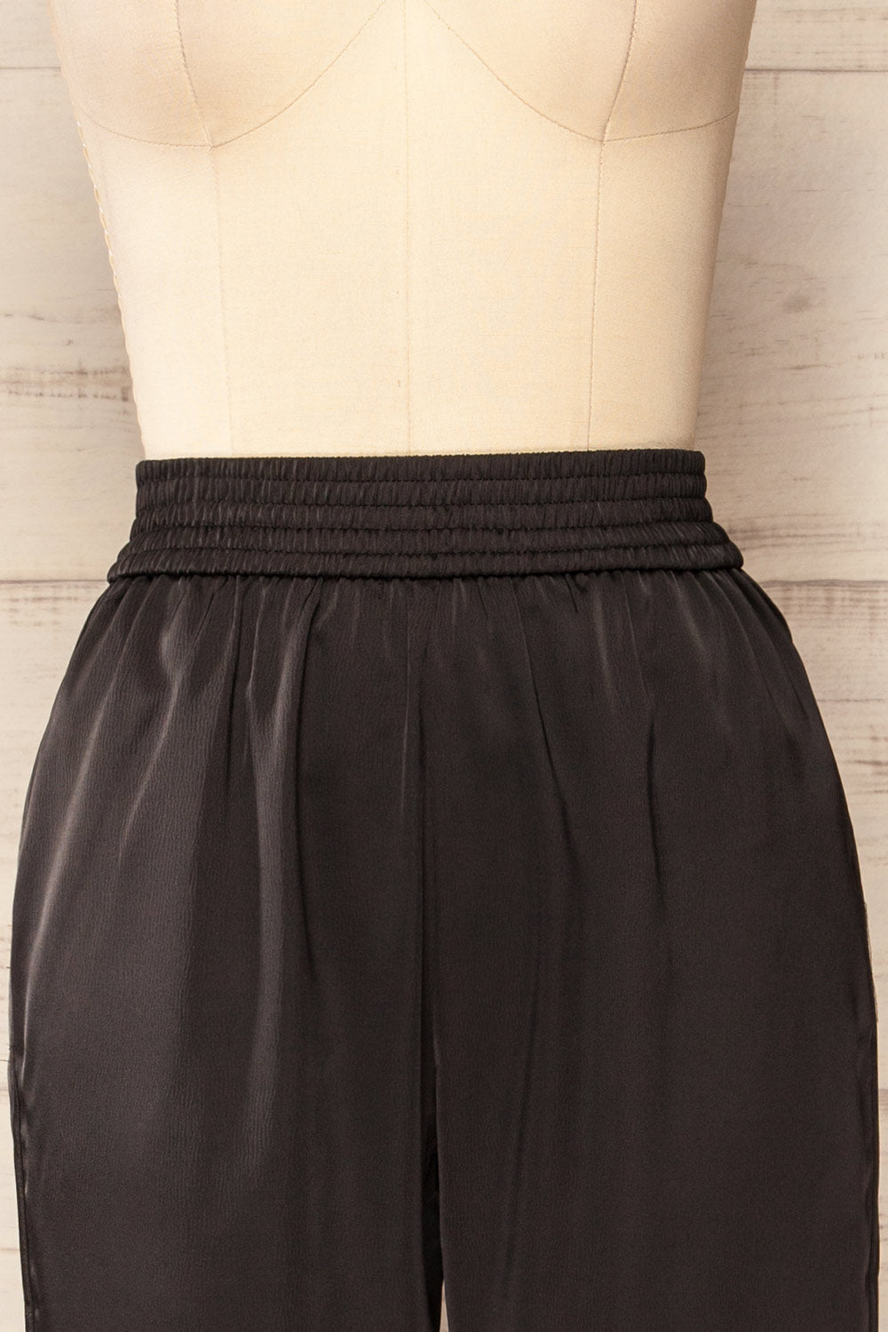 Oshawa Straight Leg Satin Pants w/ Elastic Waist | La petite garçonne front close-up
