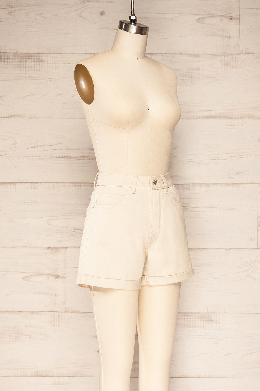 Park Beige High-Waisted Denim Shorts | La petite garçonne side view