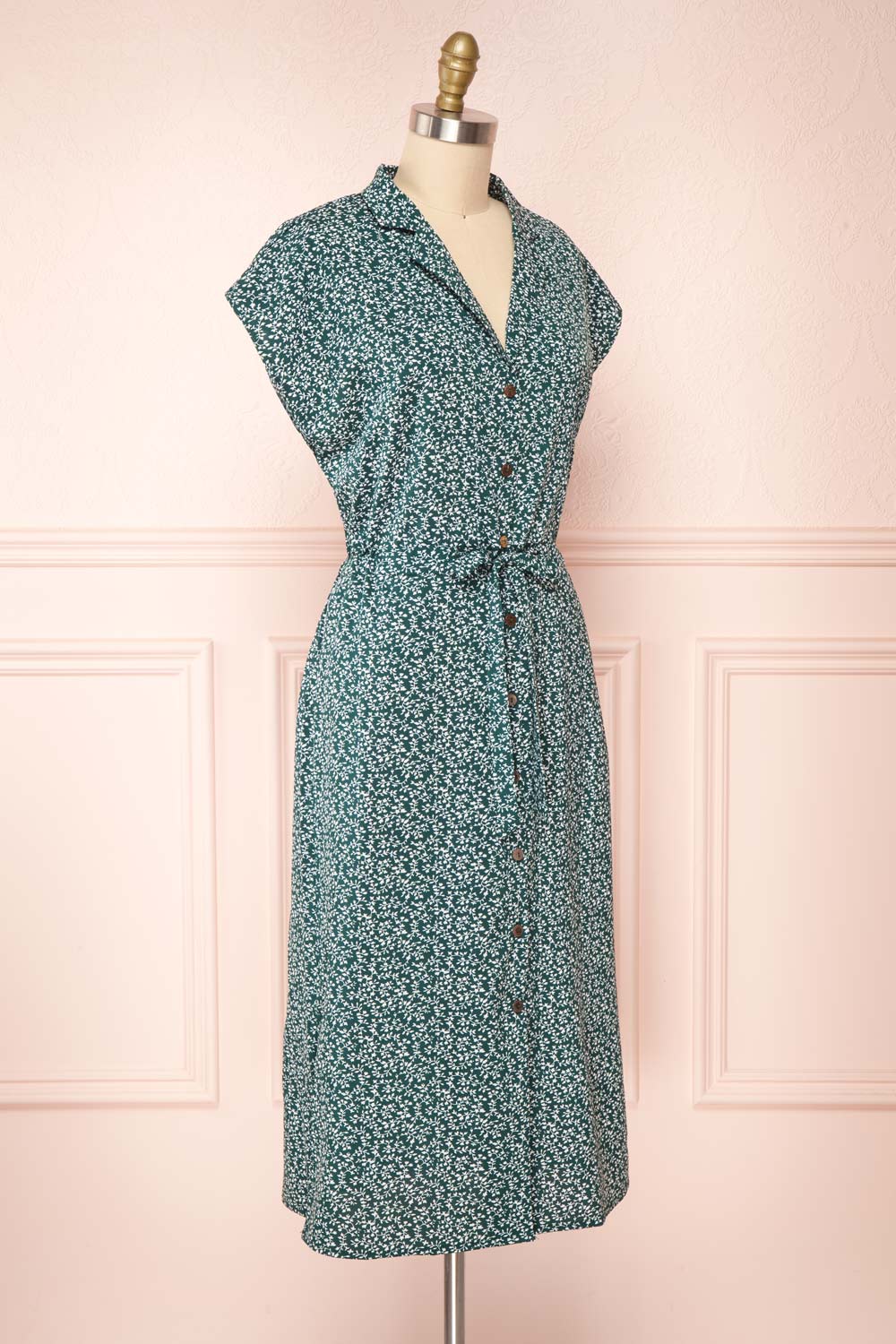 Pegae Green Patterned Short Sleeve Dress | Boutique 1861 side view