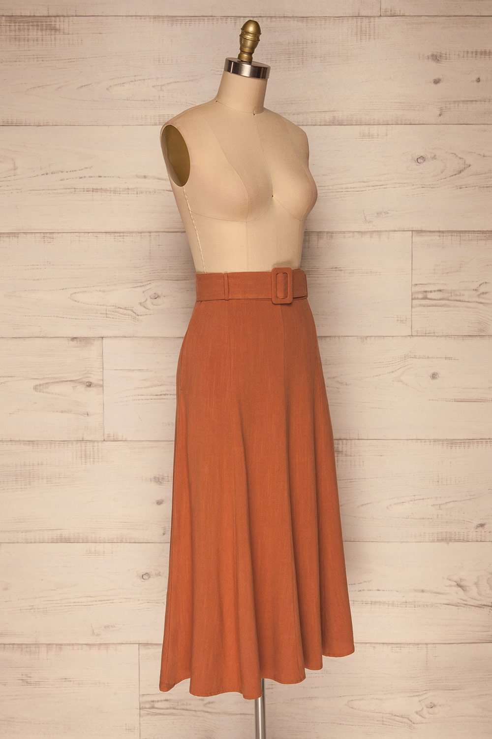 Pelczyce Rust Flared Midi Skirt w/ Belt side view | La petite garçonne