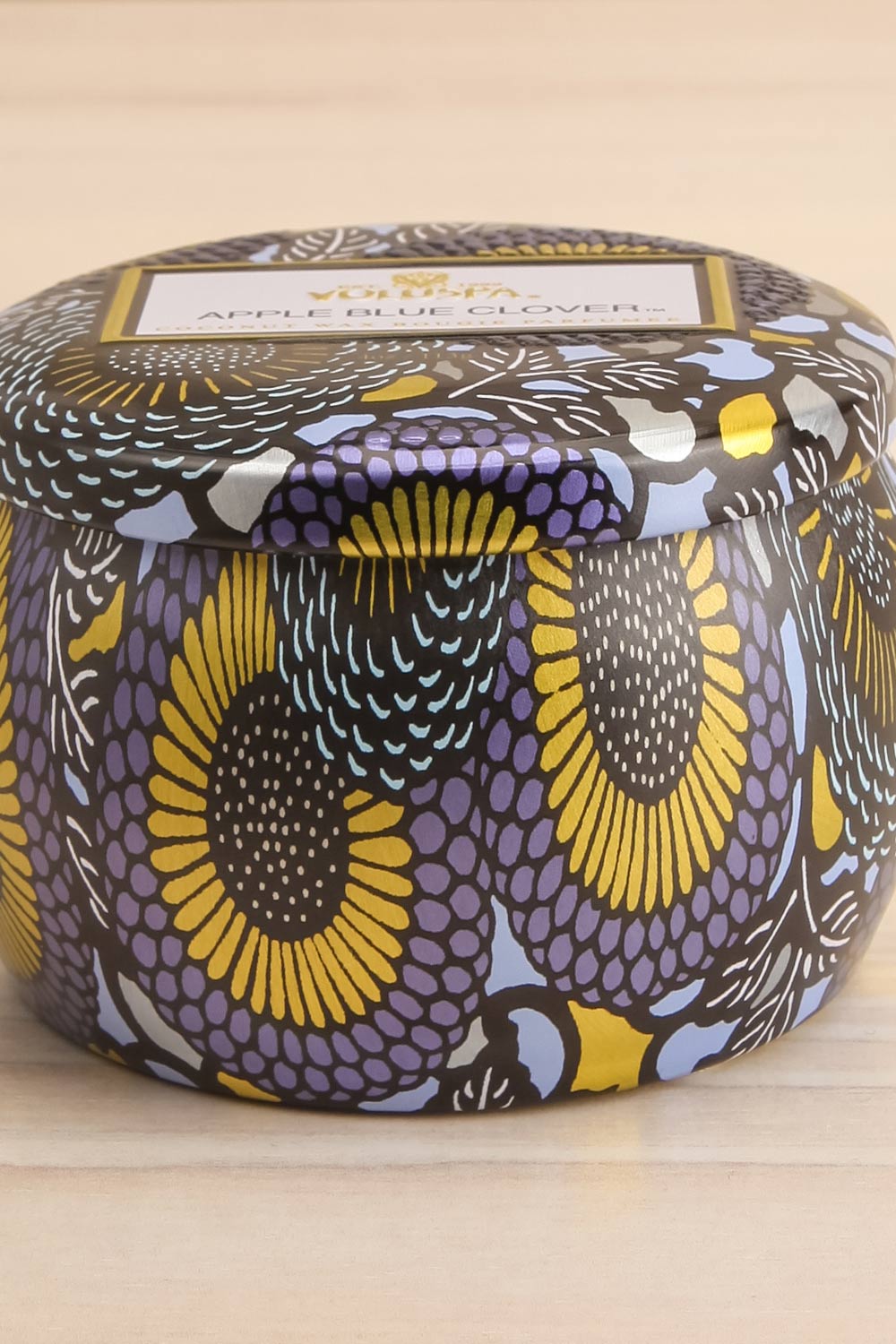 Petite Tin Candle Apple Blue Clover by Voluspa | La petite garçonne close-up
