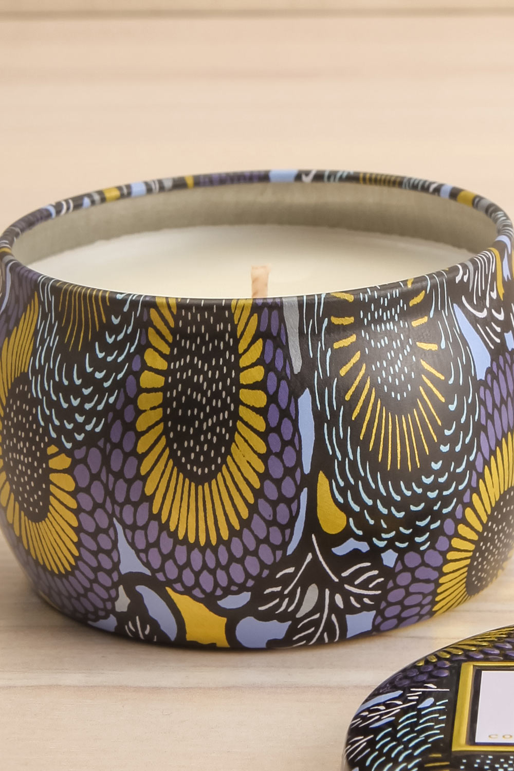 Petite Tin Candle Apple Blue Clover by Voluspa | La petite garçonne open close-up