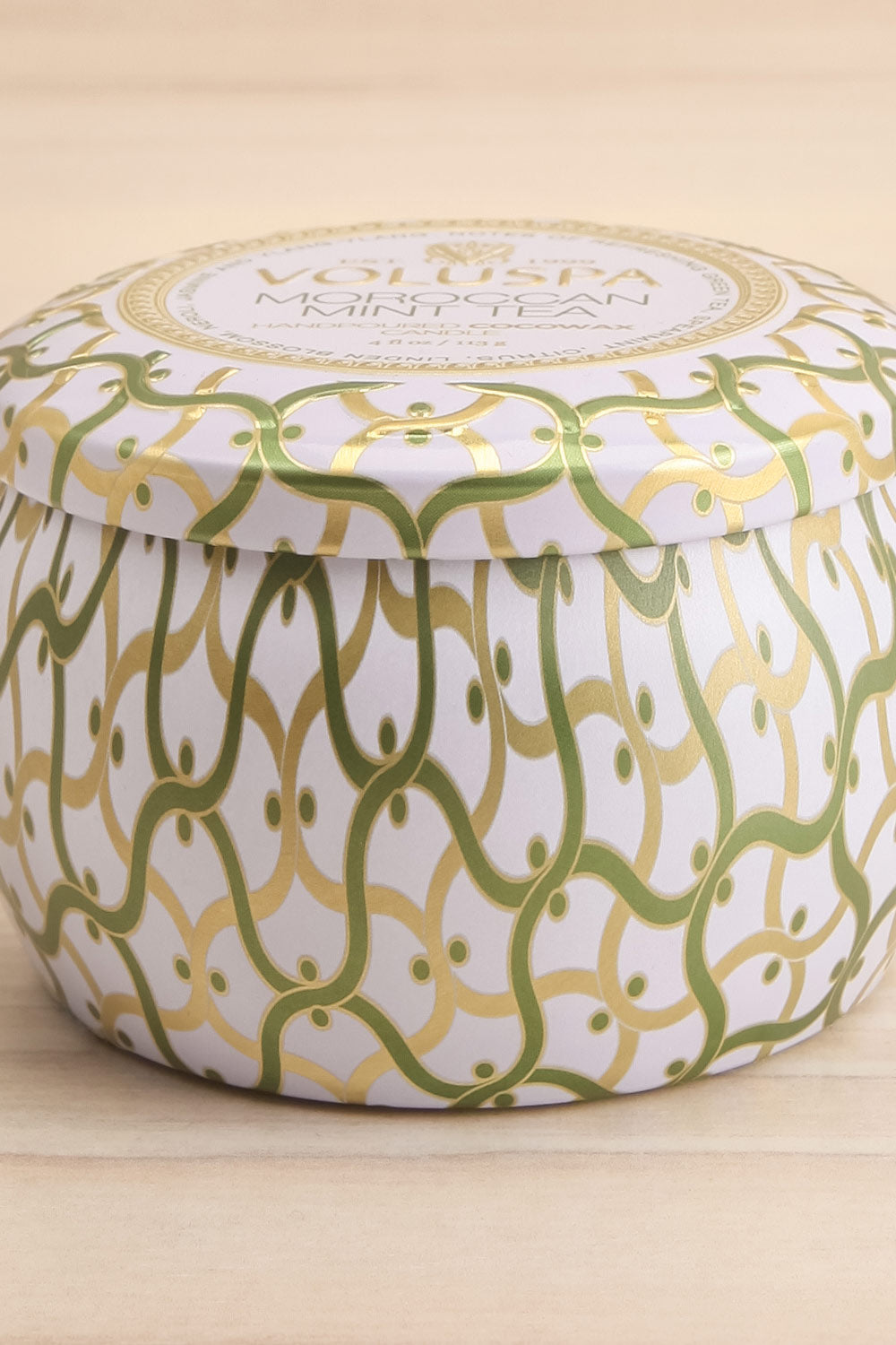 Petite Tin Candle Moroccan Mint Tea by Voluspa | La petite garçonne close-up