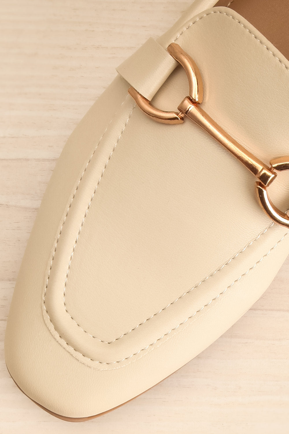 Picasso Ivory Pointed Faux-Leather Loafers | La petite garçonne flat close-up