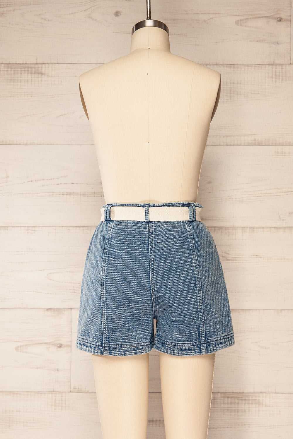 Portland High-Waisted Shorts w/ Belt | La petite garçonne back view