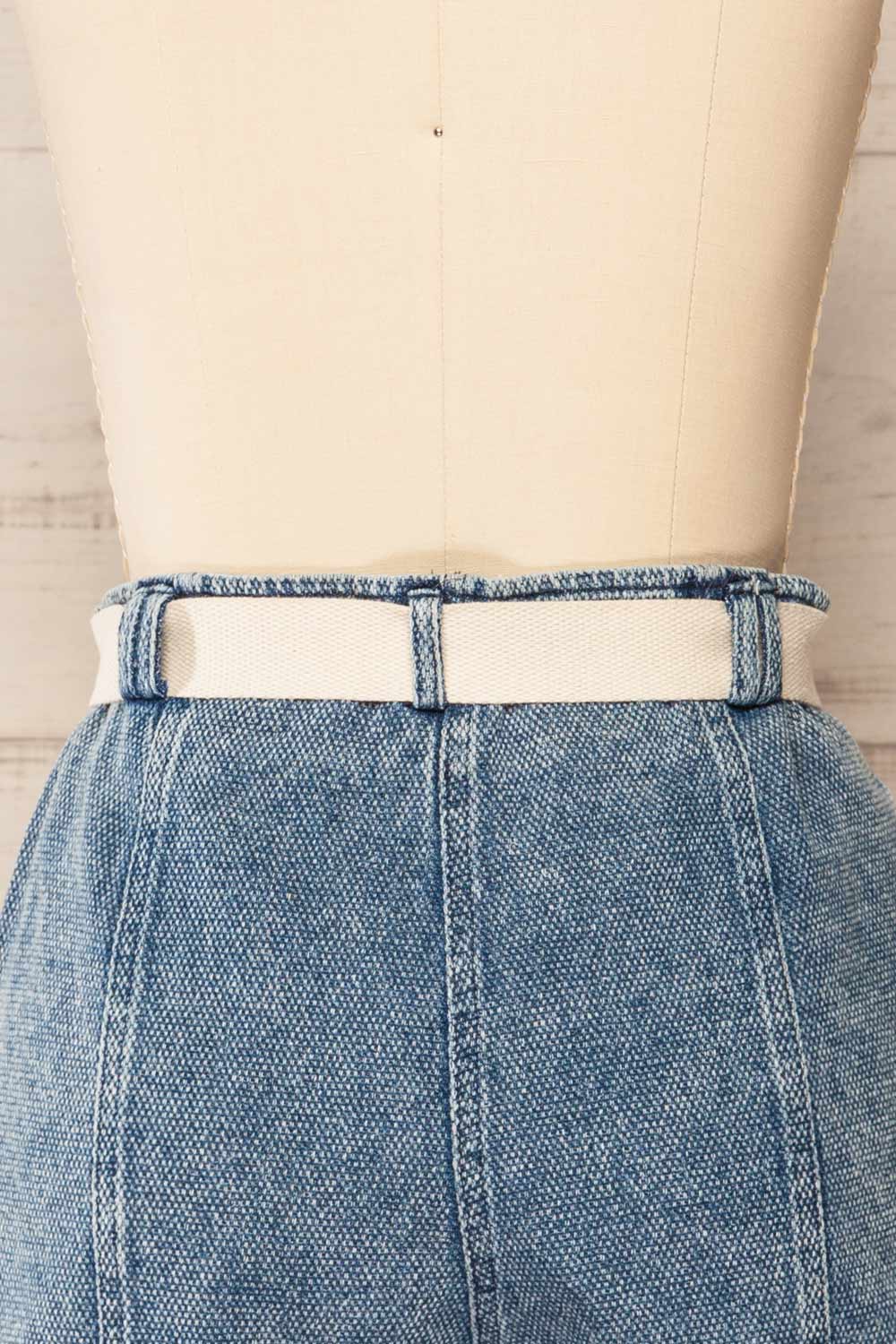 Portland High-Waisted Shorts w/ Belt | La petite garçonne back close-up