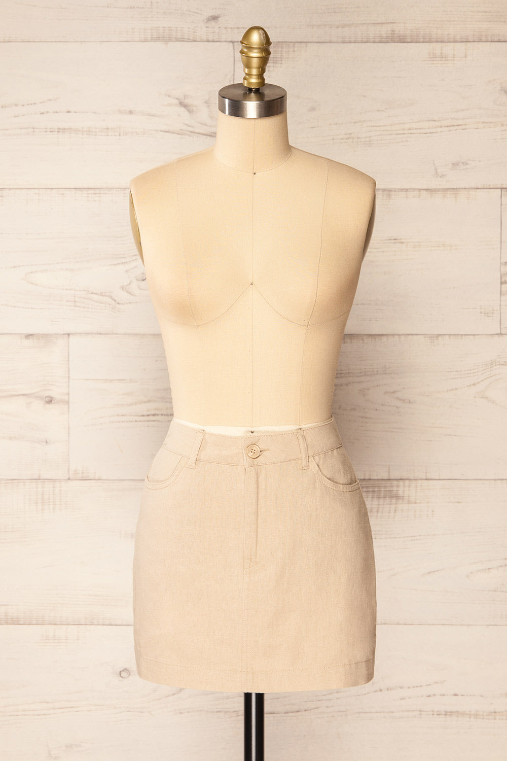 Pretoria Beige Linen Mini Skirt | La petite garçonne front view