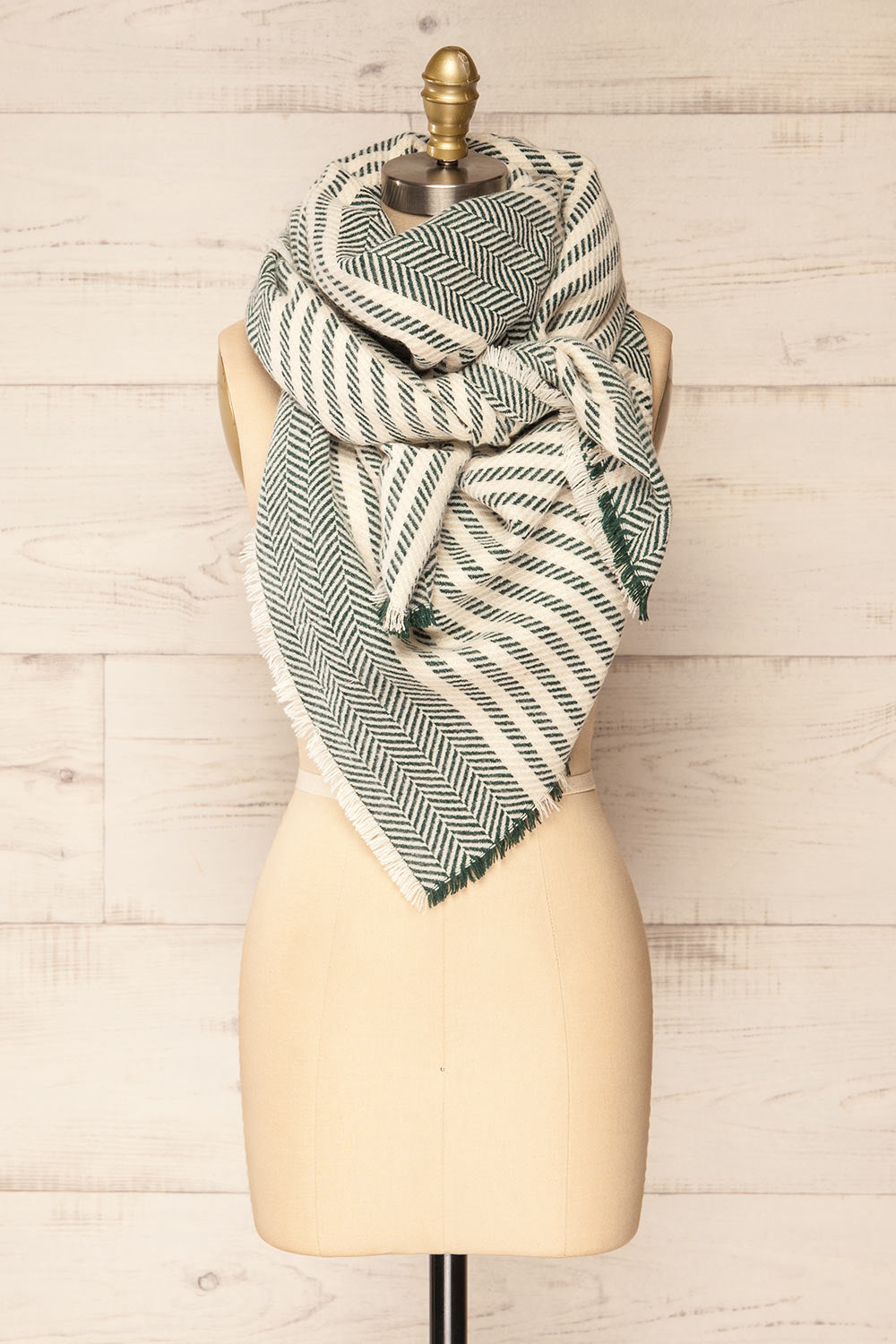 Raccourci Green Herringbone Patterned Scarf | La petite garçonne triangle view