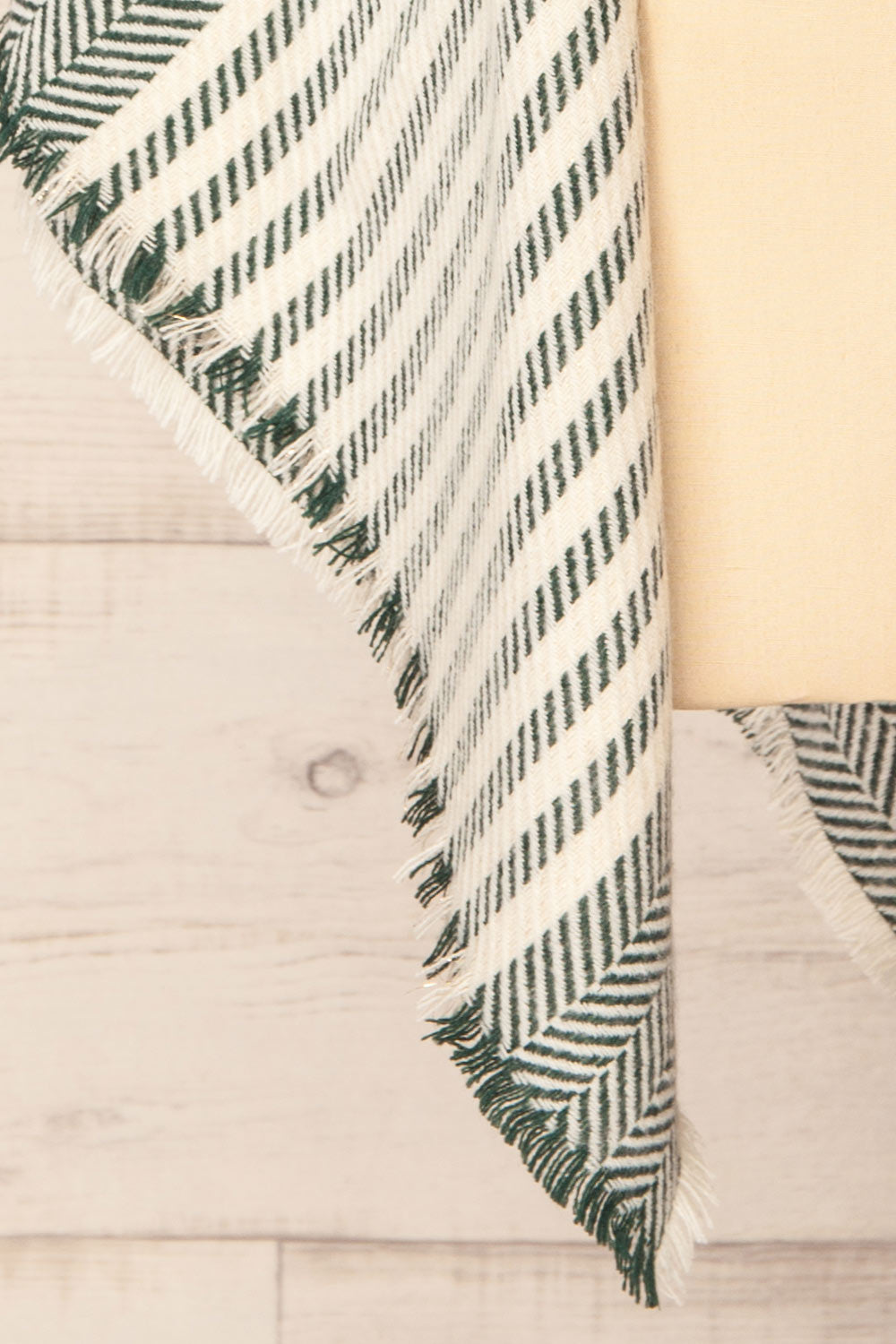 Raccourci Green Herringbone Patterned Scarf | La petite garçonne bottom