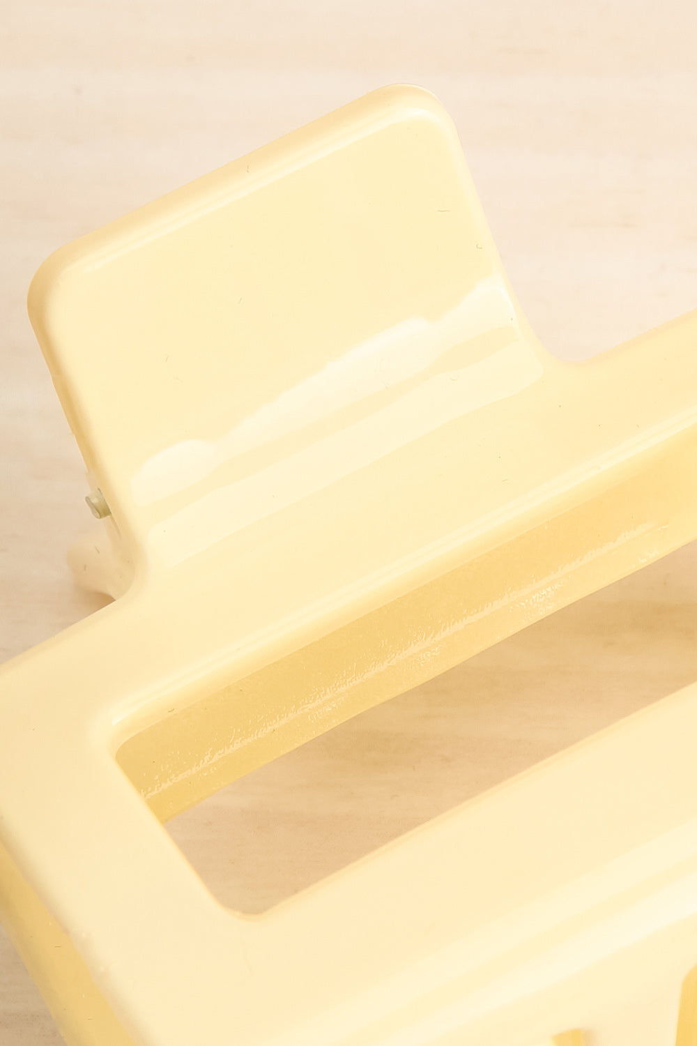 Ramila Ivory Squared Hair Clip | La petite garçonne close-up