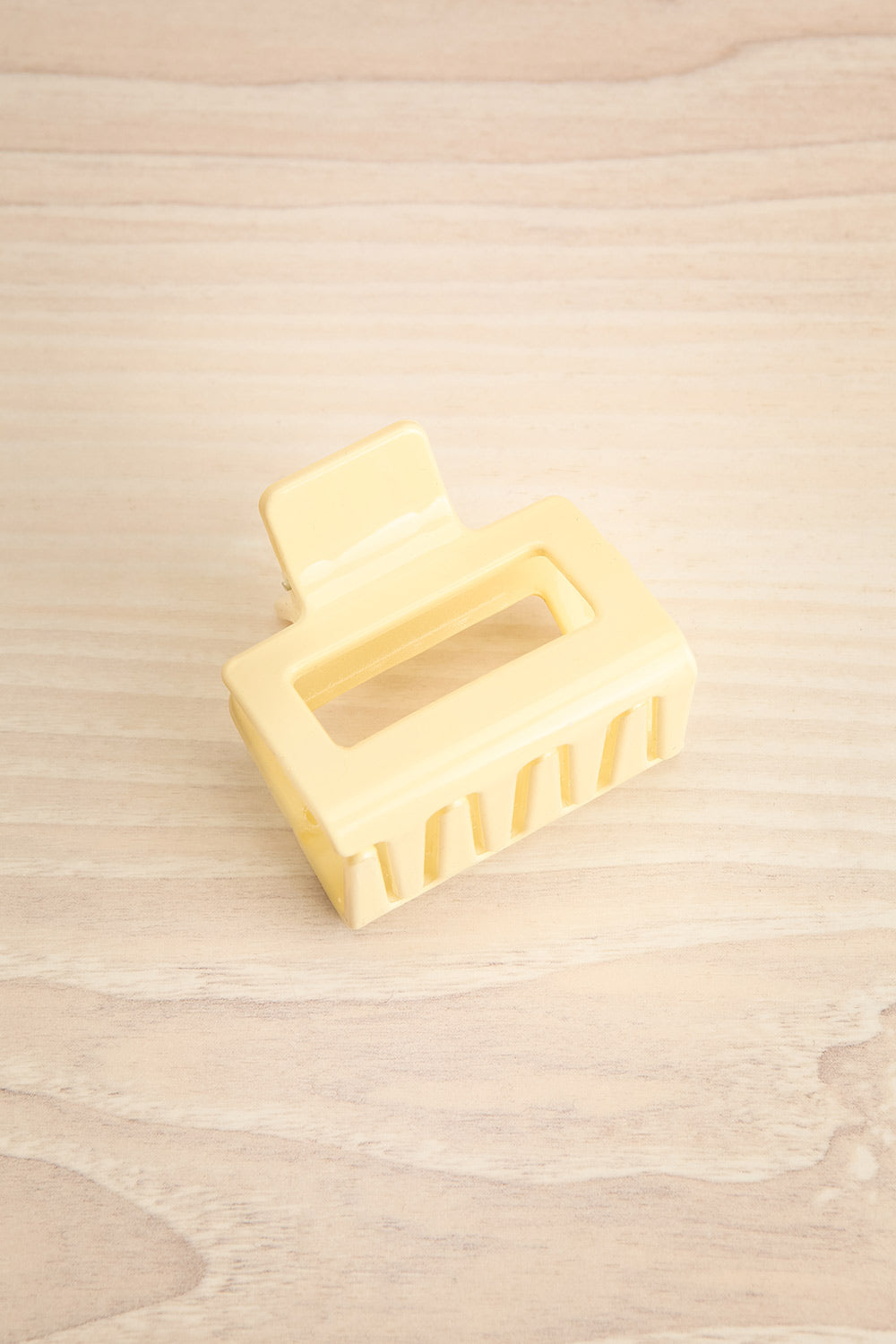 Ramila Ivory Squared Hair Clip | La petite garçonne