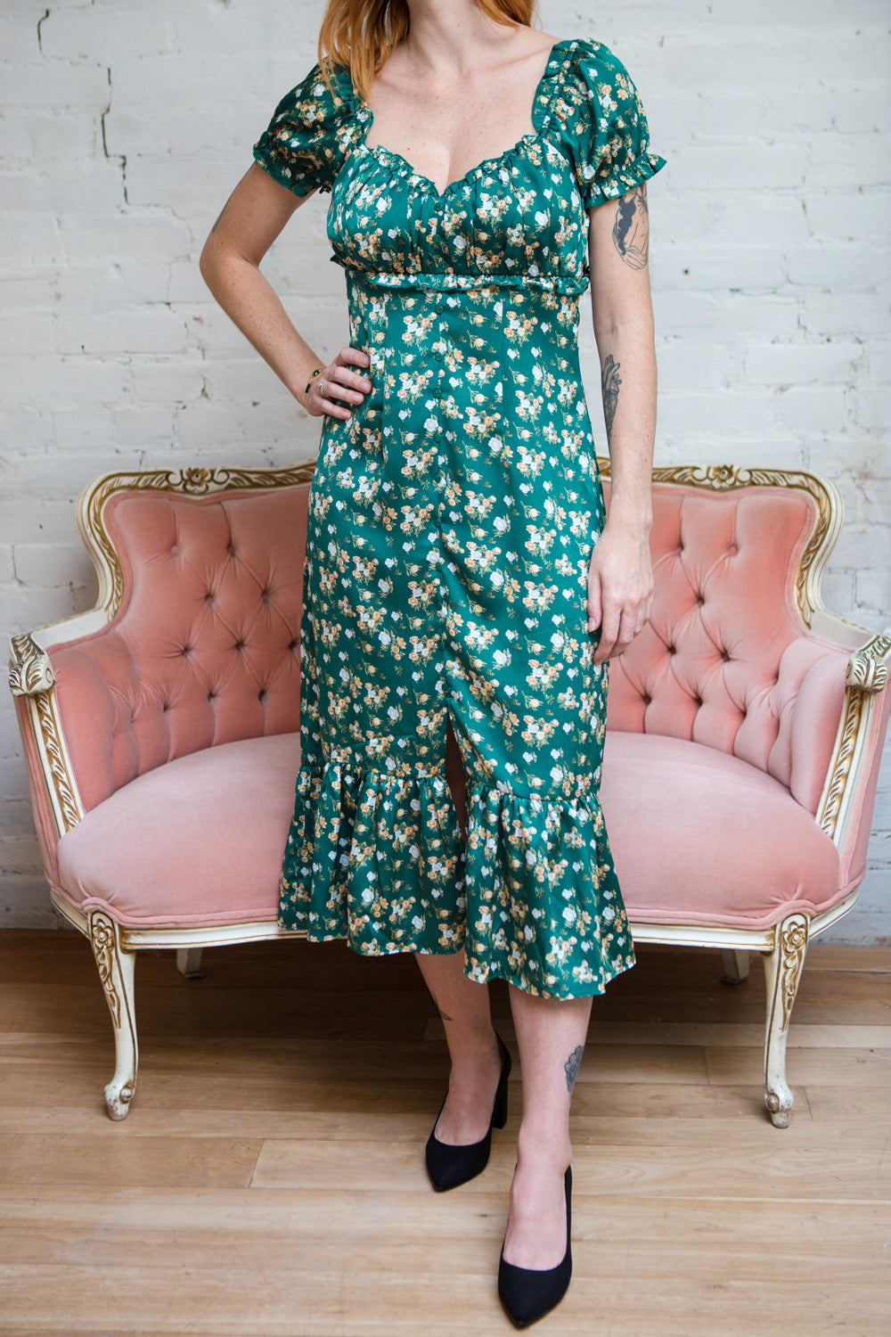 Relique Green Floral Short Sleeve Midi Dress | Boutique 1861