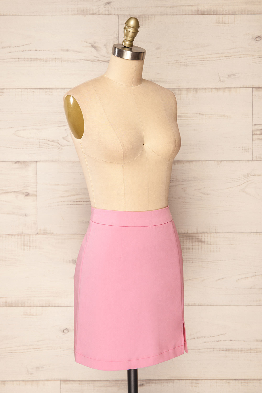 Rivas Pink Short Skirt with Slit | La petite garçonne side view