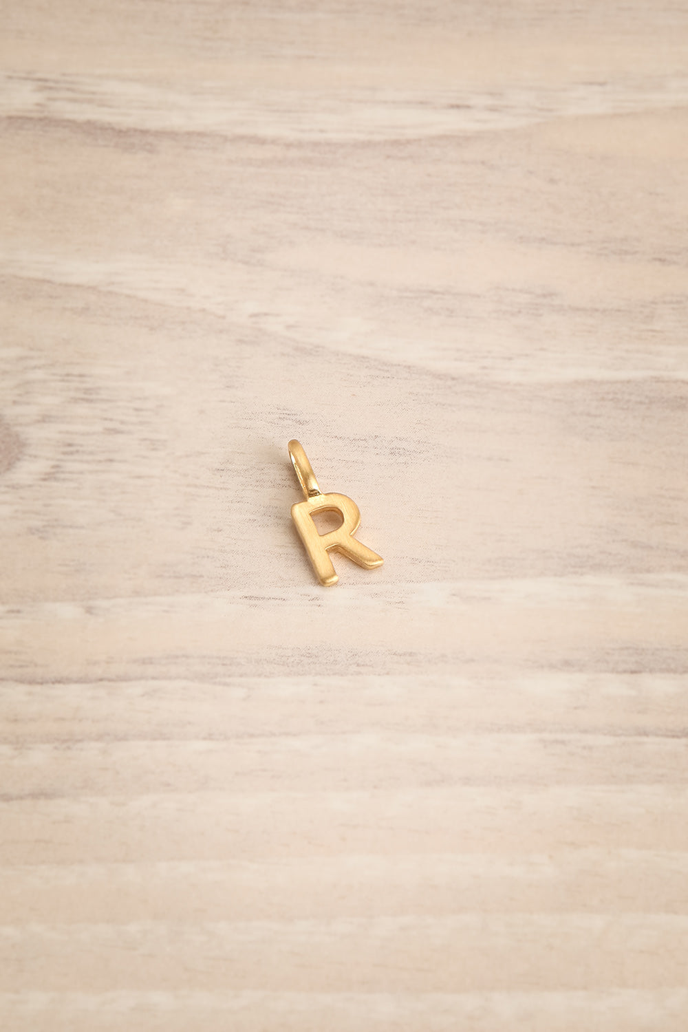Romeo Gold Letter R Charm | La Petite Garçonne