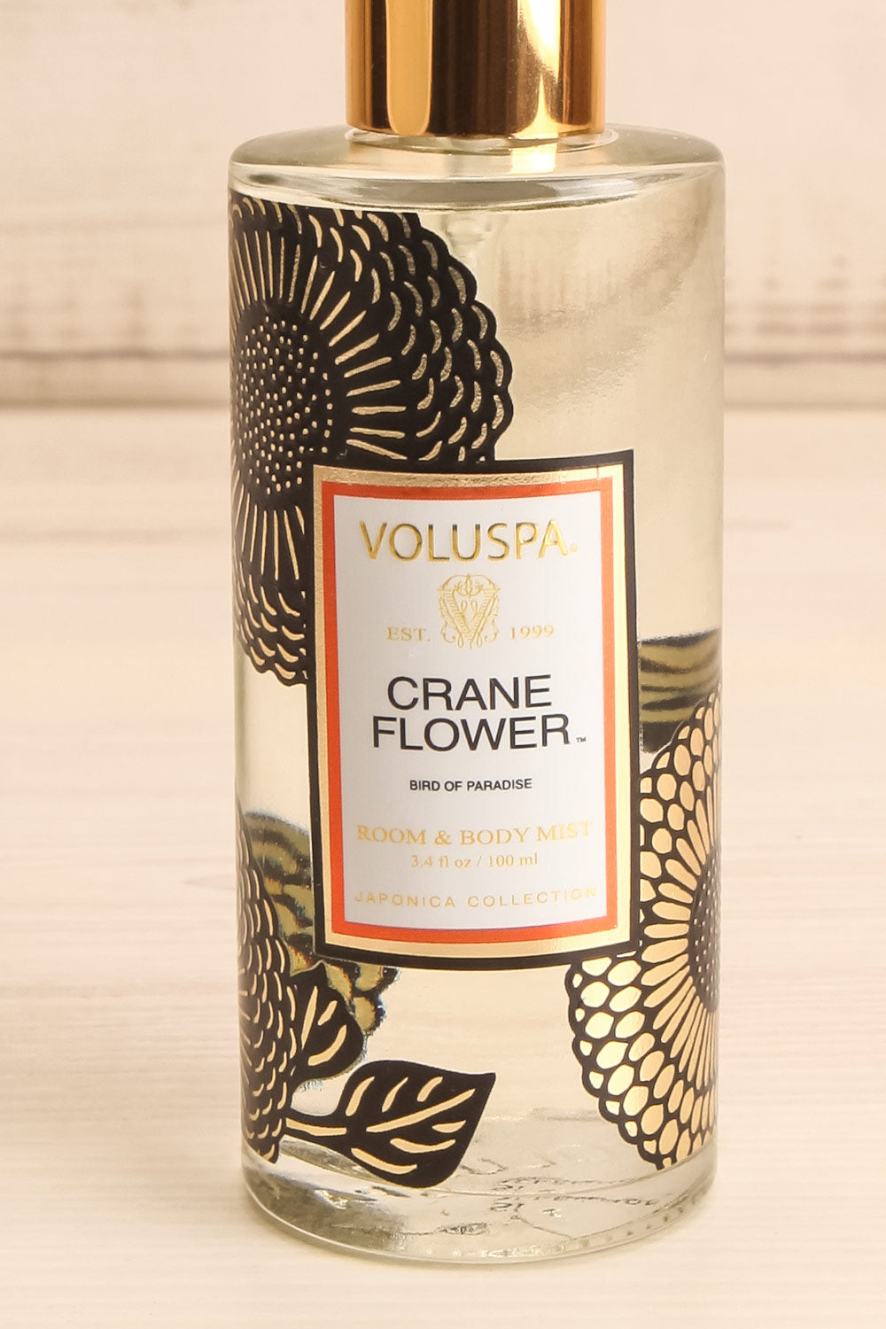 Room & Body Mist Crane Flower | La petite garçonne close-up
