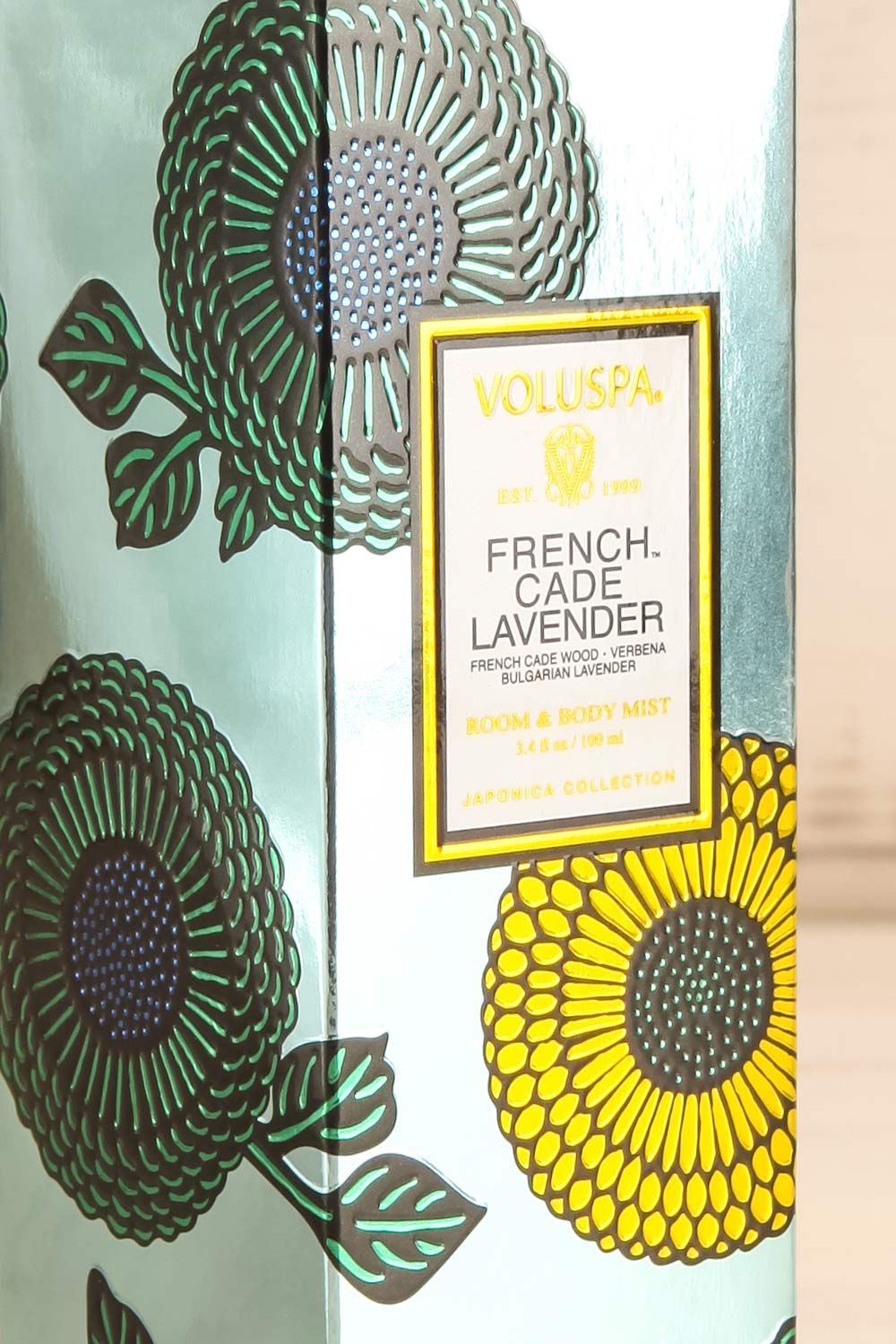 Room & Body Mist French Cade | Voluspa | La petite garçonne box close-up