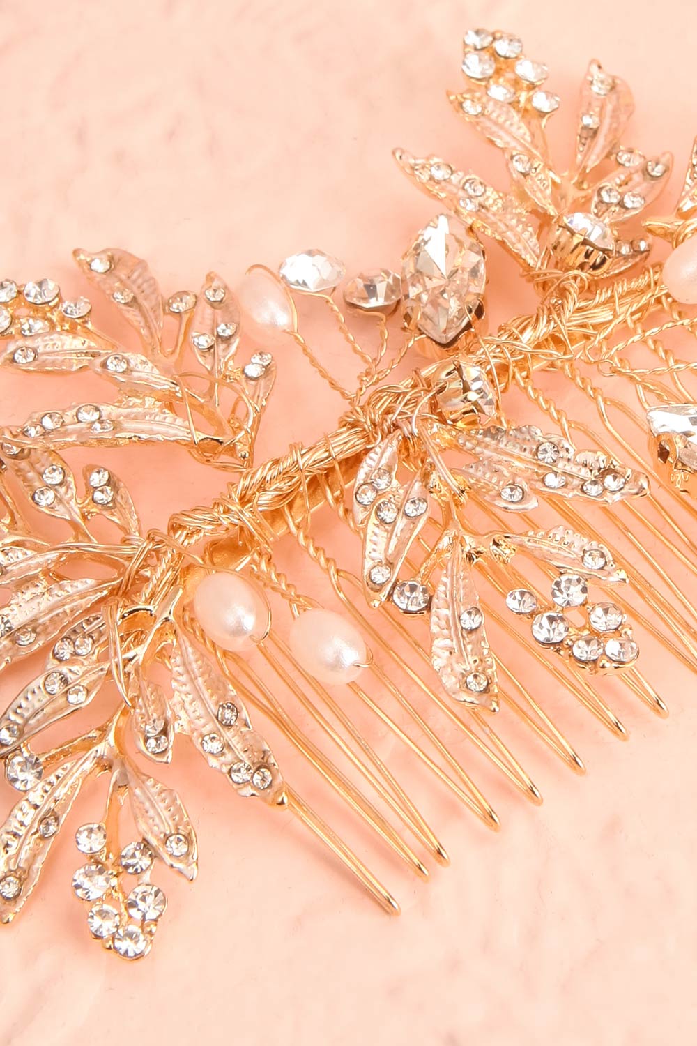 Rose Lee Ornement pour Cheveux | Boudoir 1861 close-up