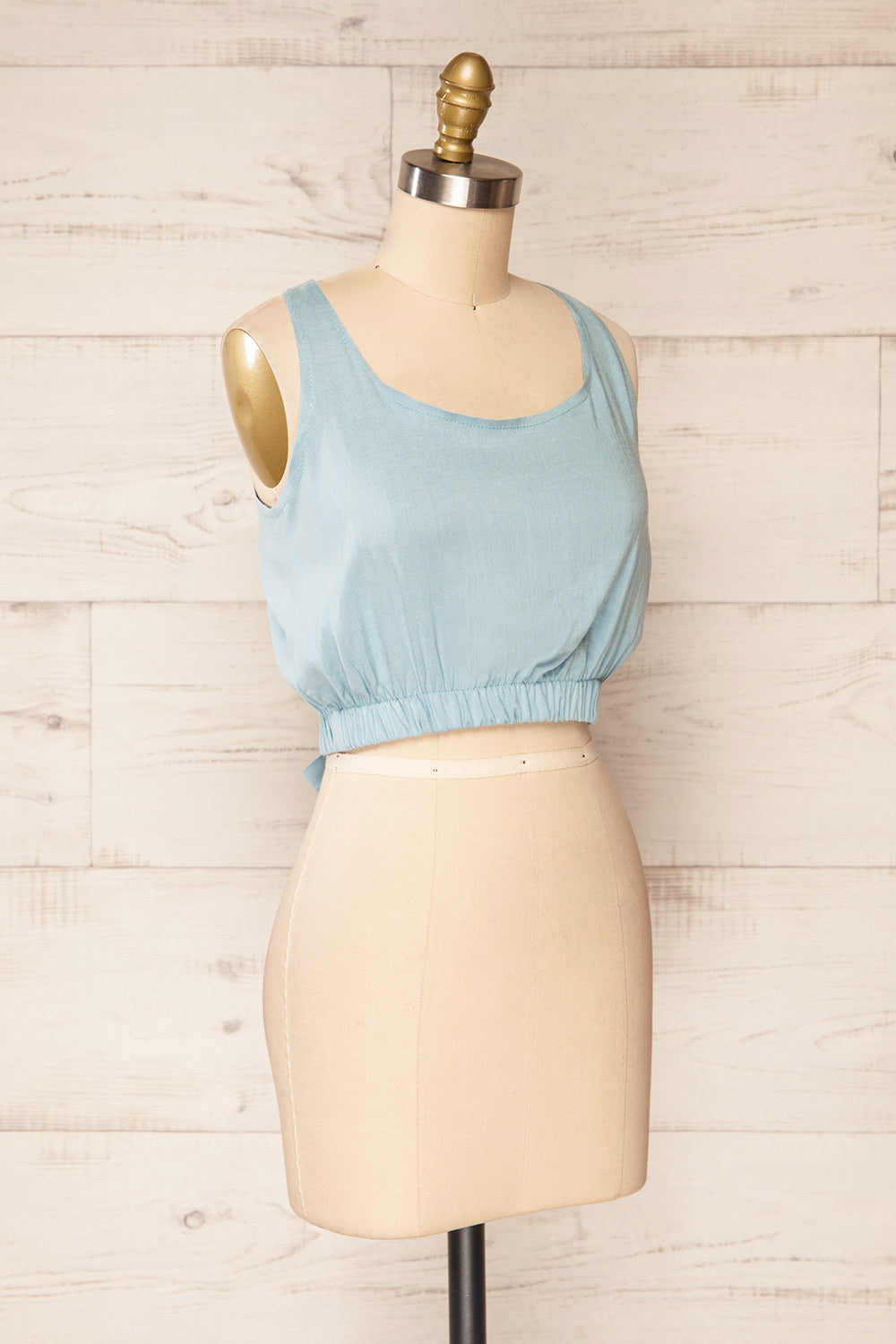 Rylee Blue Cropped Tank Top w/ Back Bow | La petite garçonne side view