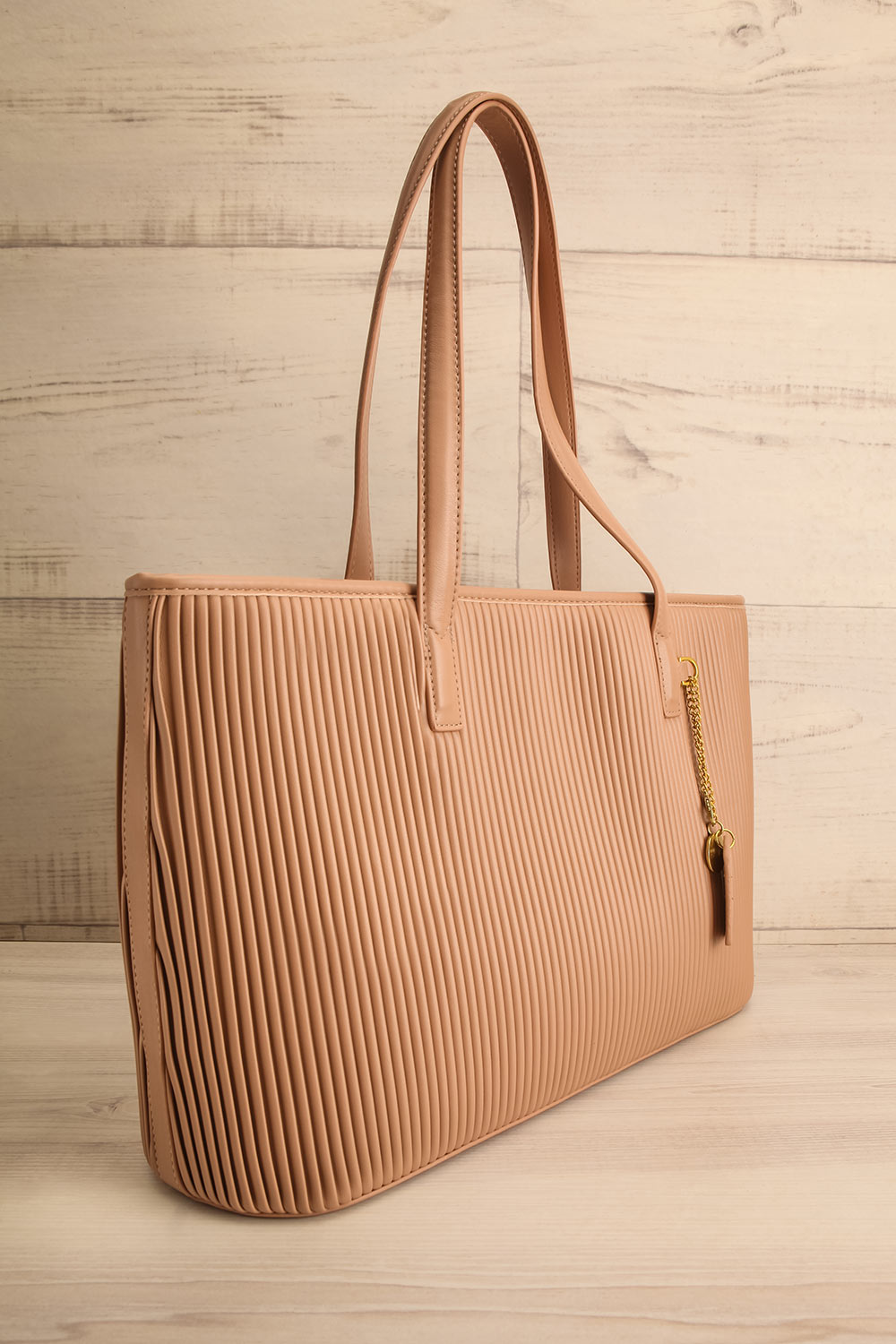 Saadie Beige Recycled Vegan Leather Tote Bag | La petite garçonne side view