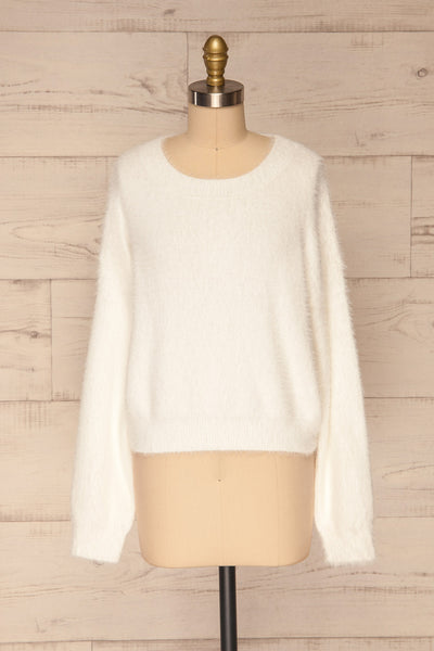 Salvada White Fuzzy Knit Sweater | La petite garçonne front view
