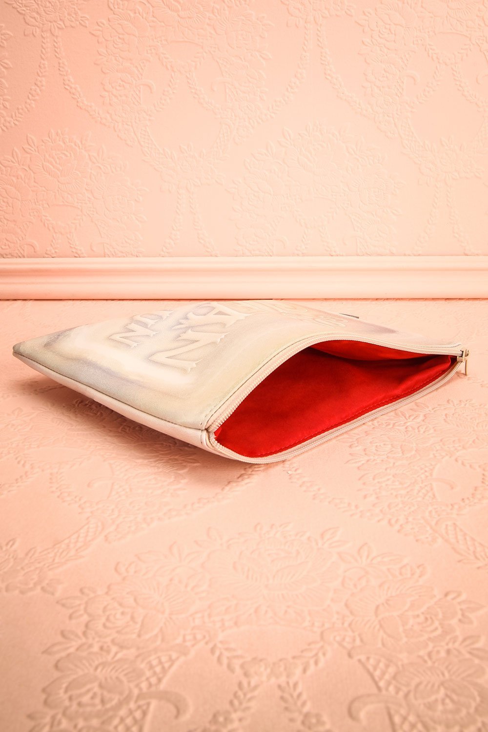 Sambass - Pink soap-shaped clutch