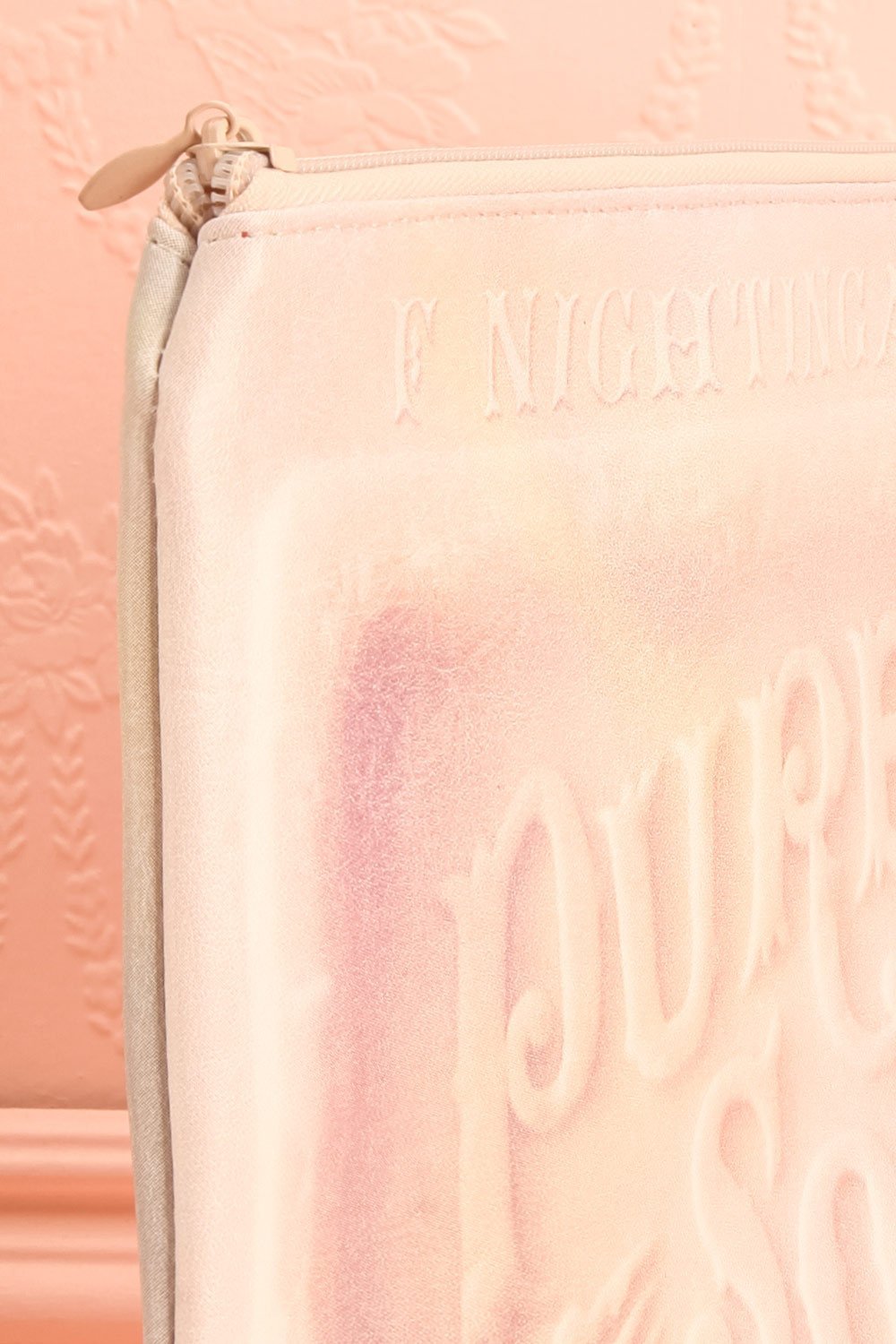 Sambass - Pink soap-shaped clutch