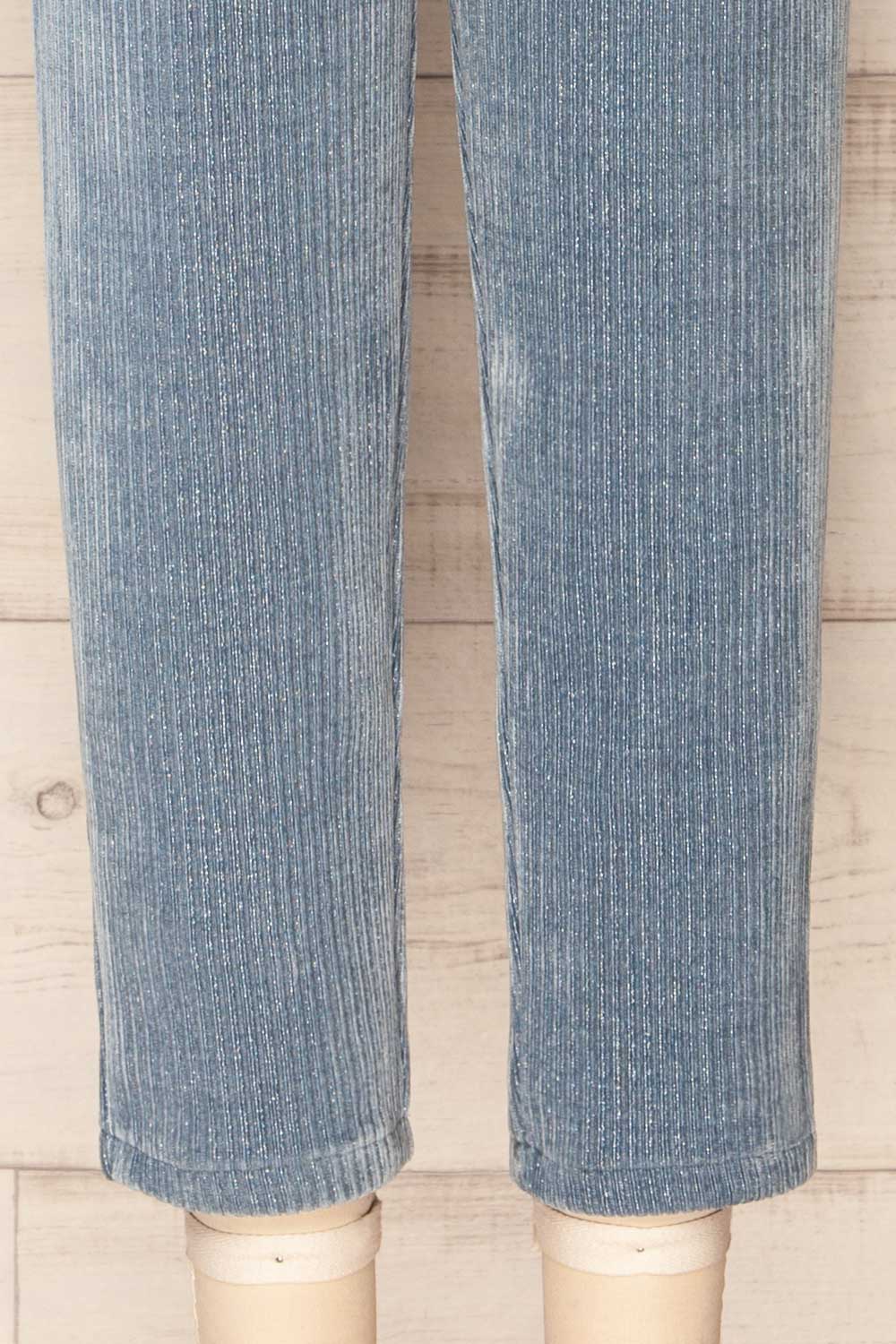 Sant-boi Blue Shimmery Corduroy Pants | La petite garçonne bottom close-up