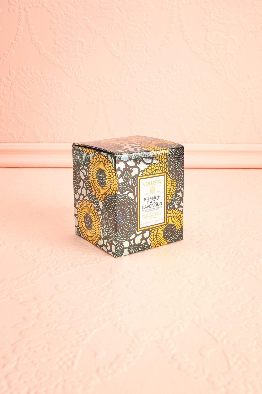 Scalloped Candle French Cade | La Petite Garçonne Chpt. 2 5