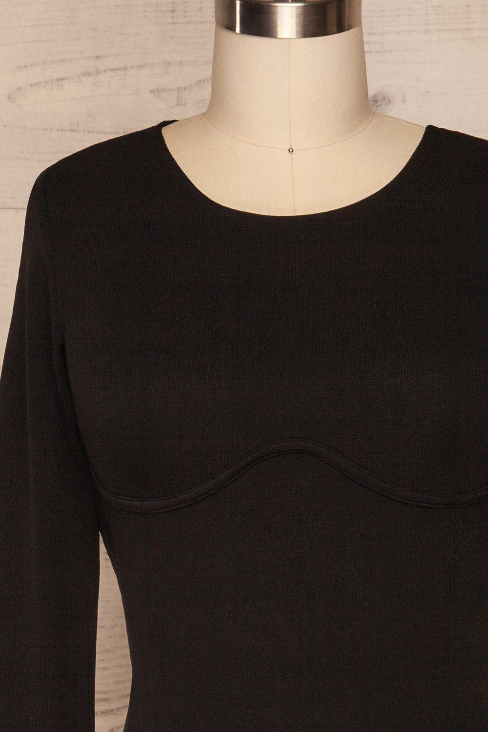 Scunthorpe Black Open Back Bodysuit | La petite garçonne front close up