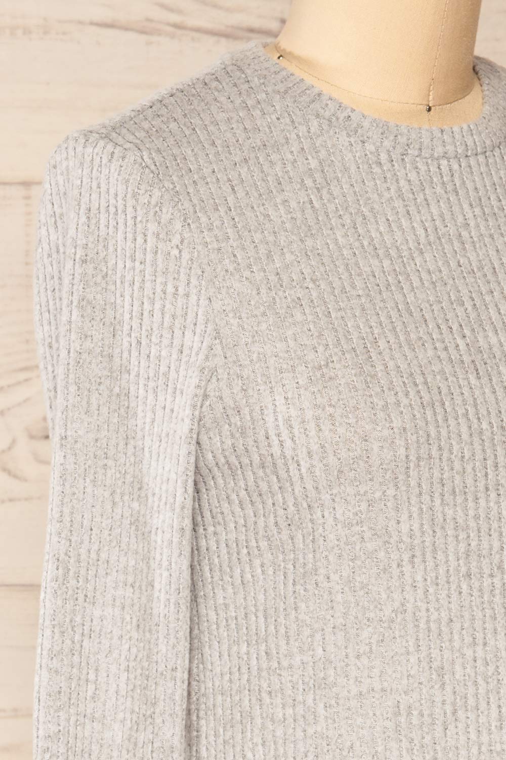 Seia Light Grey Long Sleeve Ribbed Short Dress | La petite garçonne side close-up