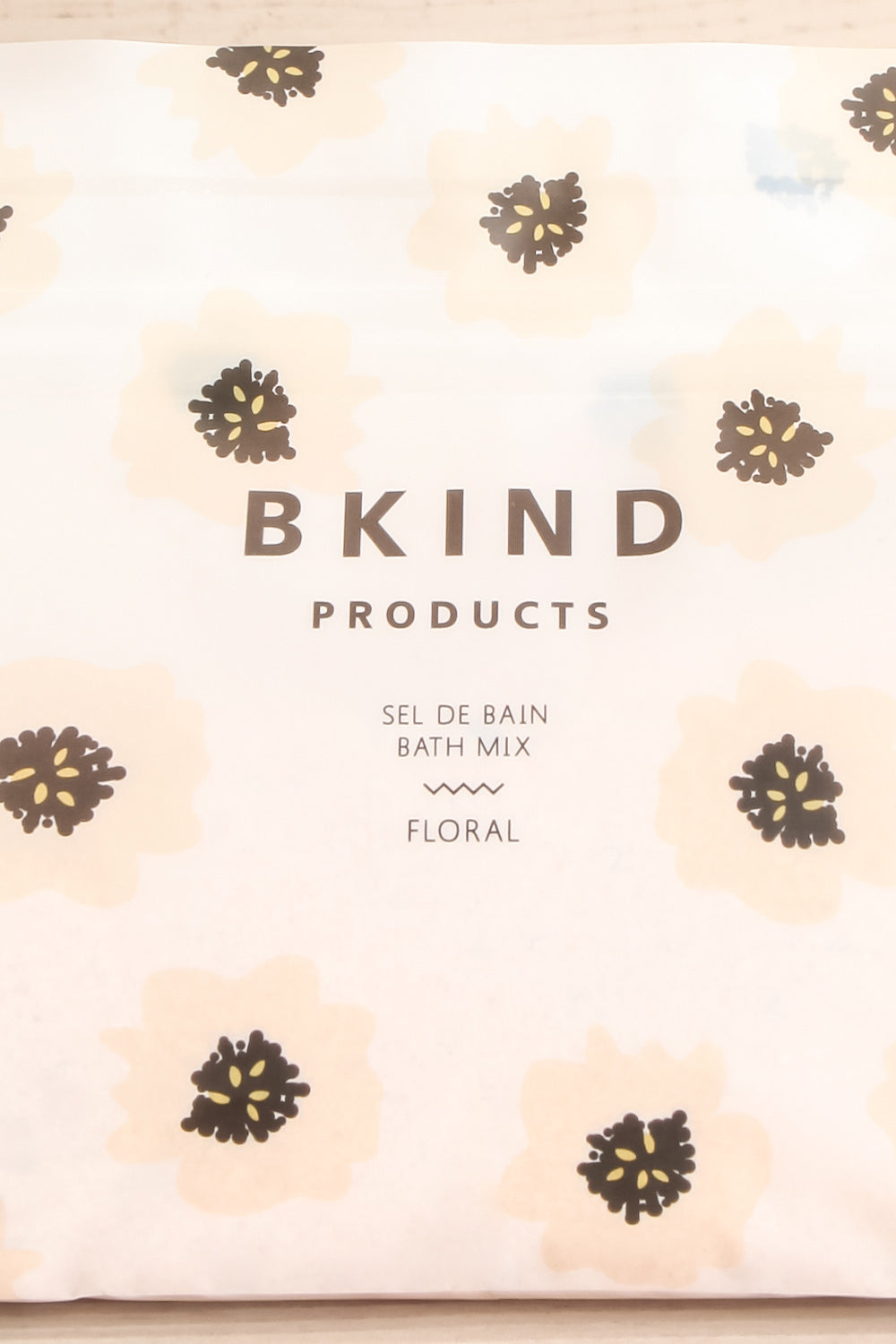 Sel Bain Floral Perfumed Bath Salt | La Petite Garçonne Chpt. 2 2