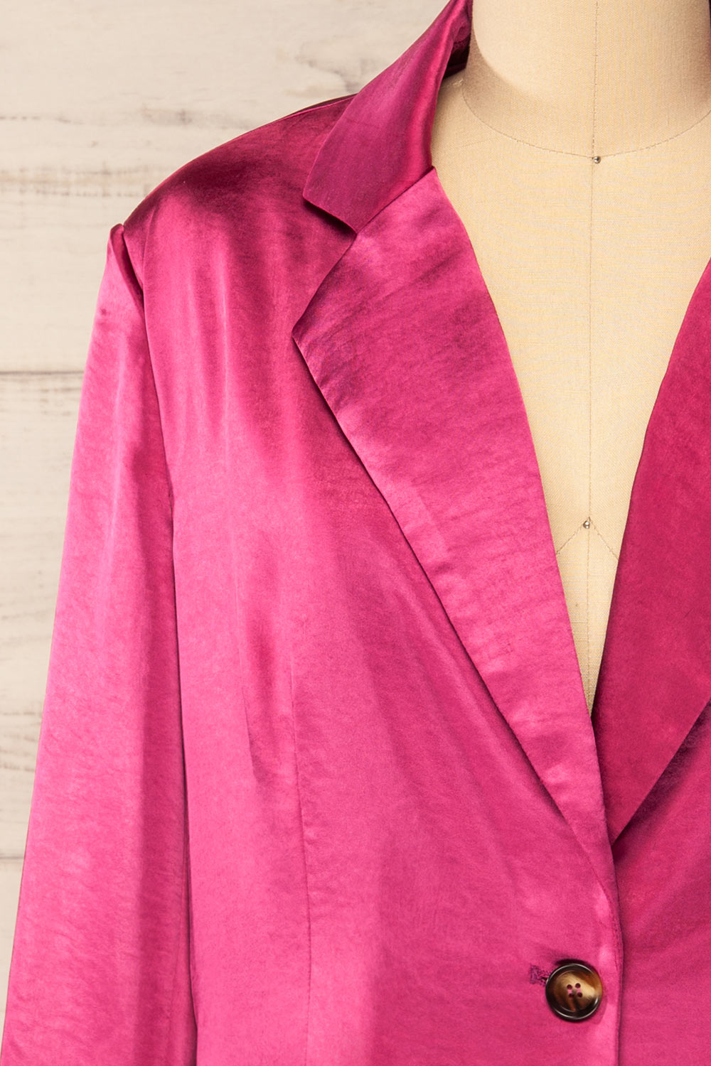 Sendai Fuschia Satin Blazer | La petite garçonne front close-up