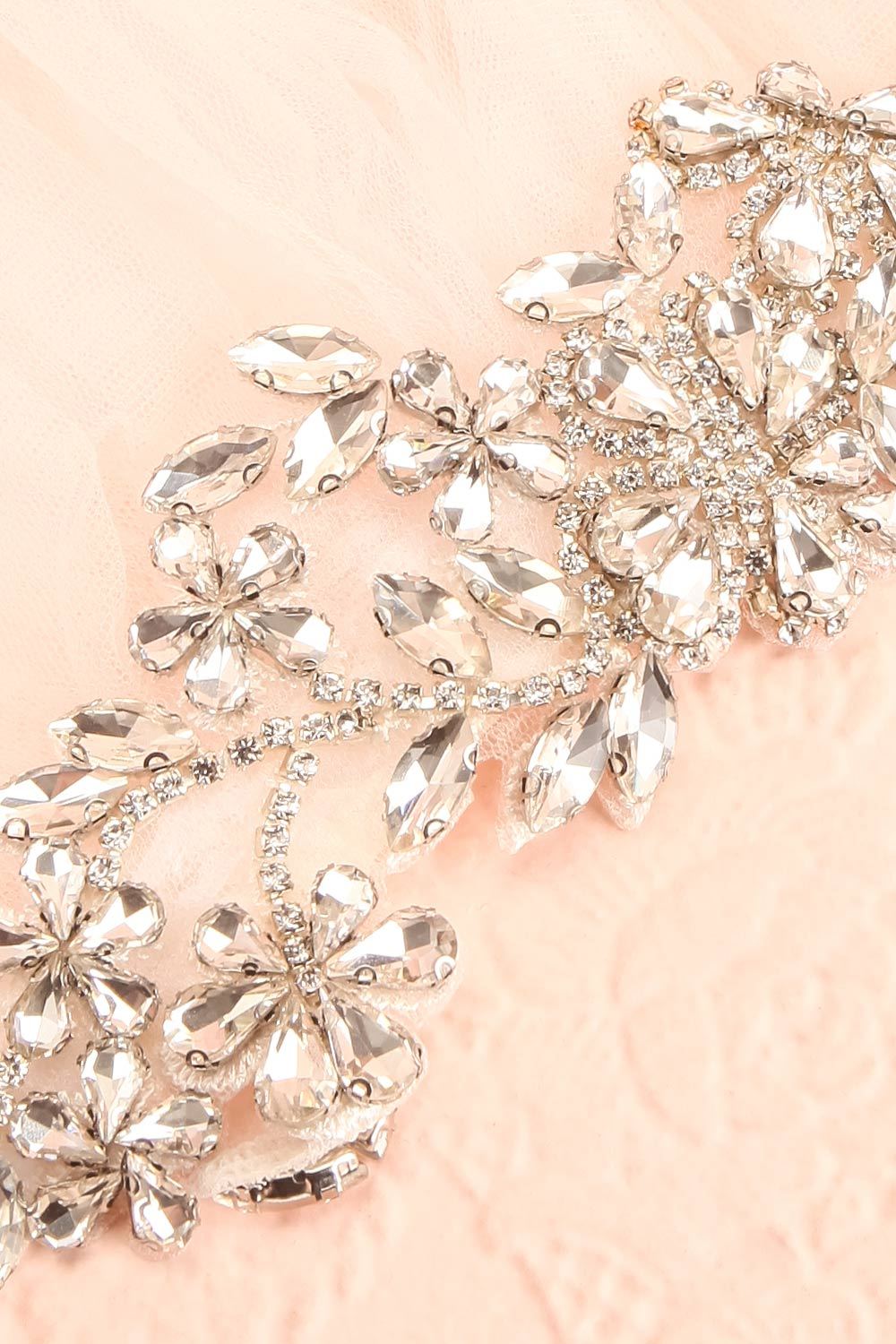 Serena Ivory Rhinestones Hair Comb Wedding Veil | Boudoir 1861 flat close-up