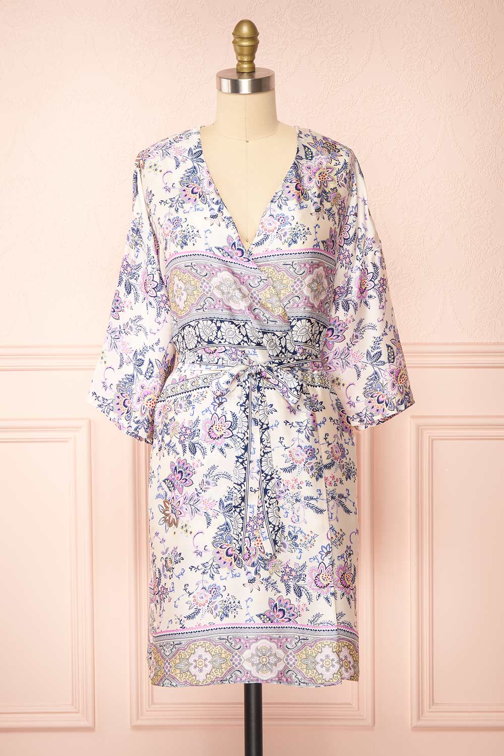 Serenite Navy Paisley Pattern Short Kimono | Boutique 1861 front view