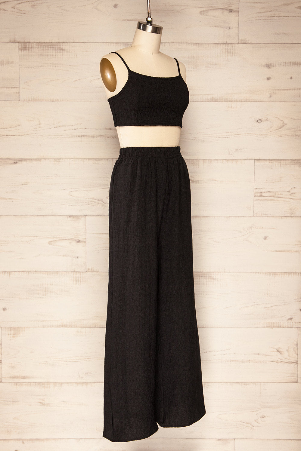 Set Allyf Black Crop Top And Pants Set | La Petite Garçonne side view