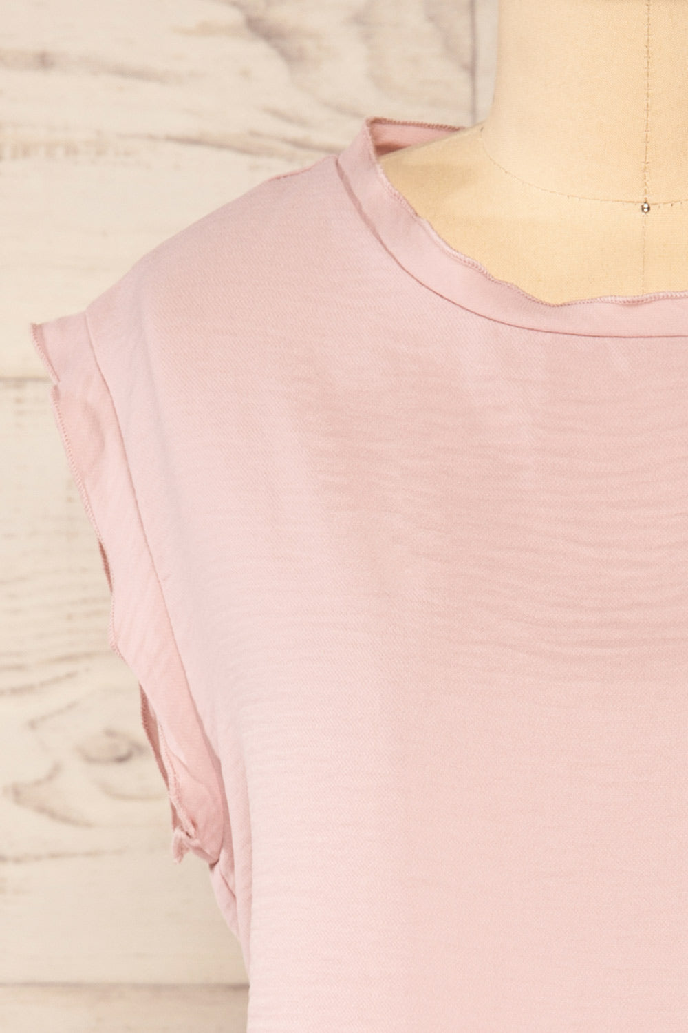 Set Iasi Mauve Crop Top & Pants Set | La petite garçonne top front close-up