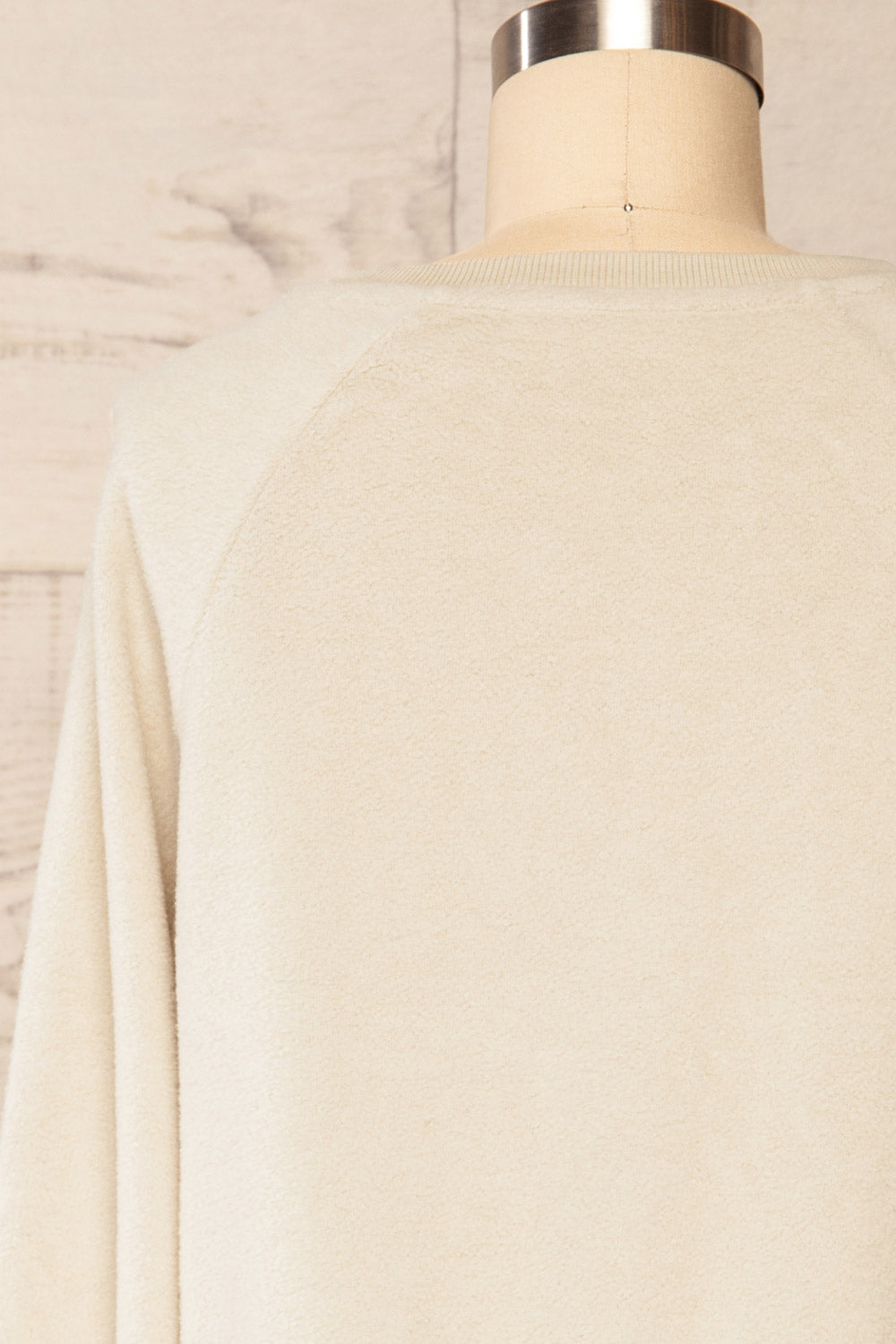 Set Jesen Beige Long Sleeve Top & Shorts | La petite garçonne back close up top