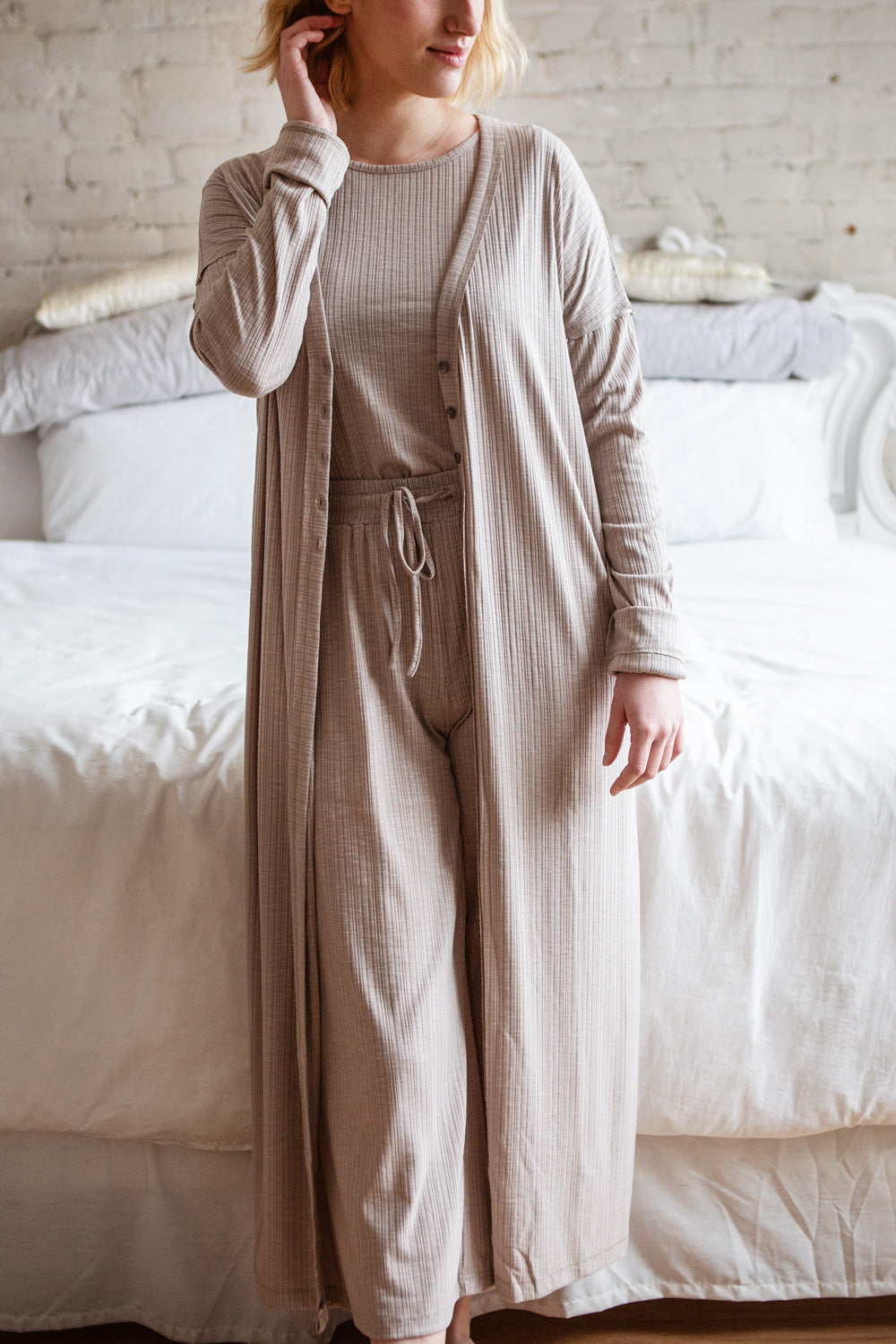 Set Kozieglowy Grey 3-Pieces Lounge Set | La petite garçonne model