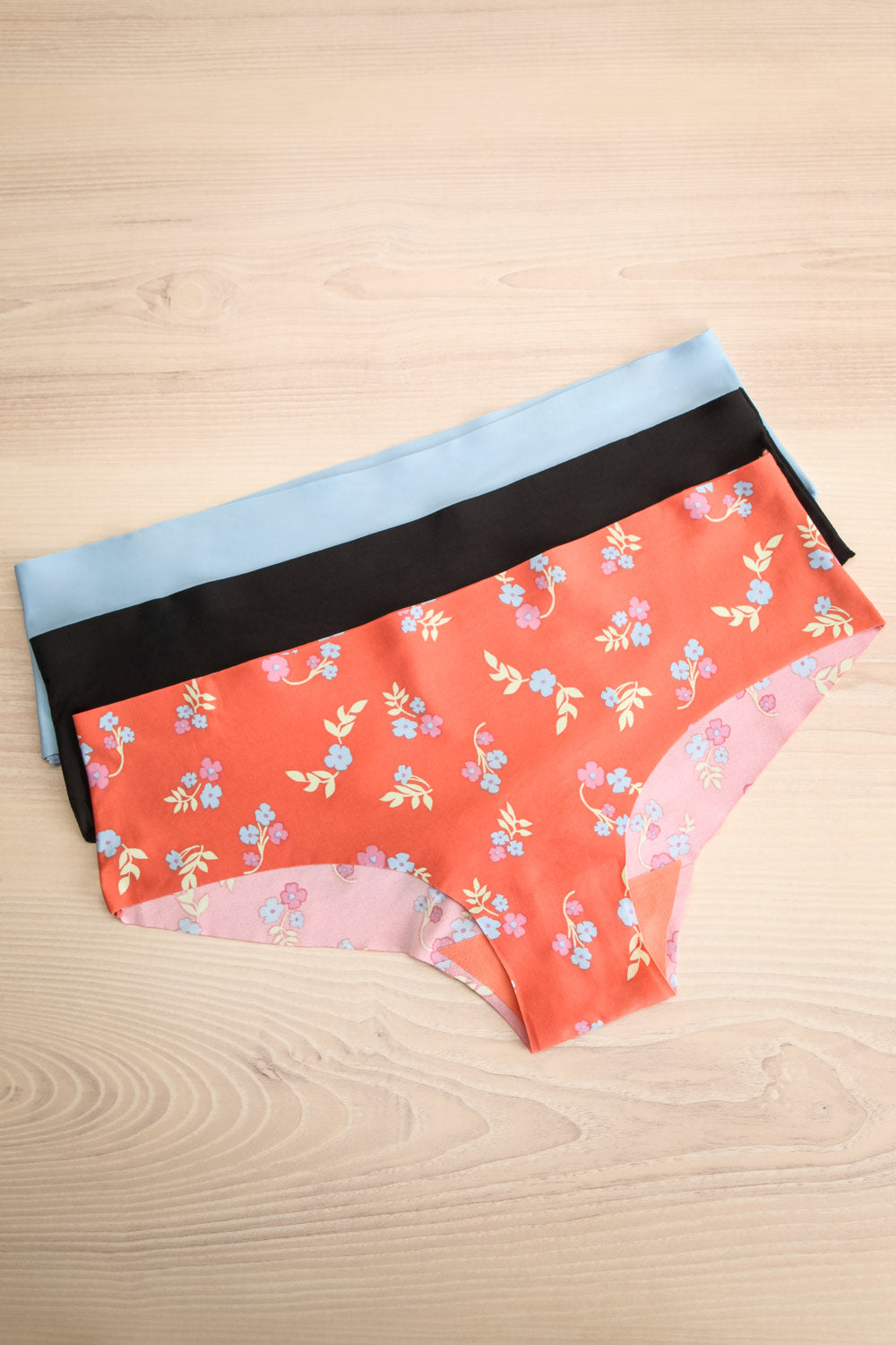 Set Losice Pack of 3 Seamless Undies | La petite garçonne flat view