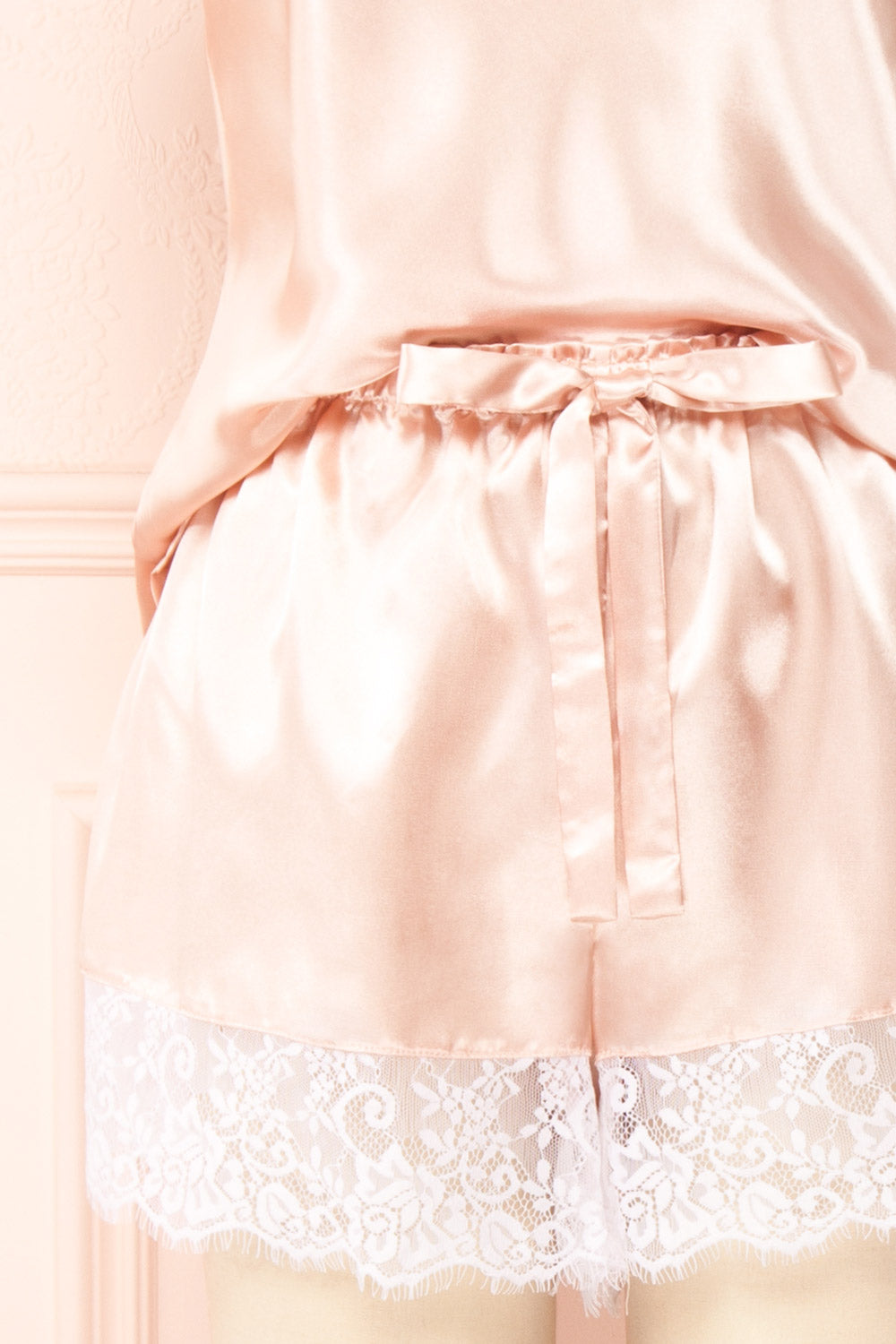 Set Loukoum Satin Cami & Shorts | Boutique 1861 front bottom close up