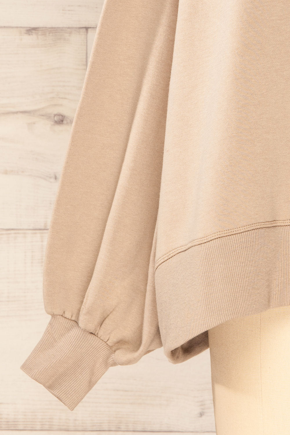 Set Luqa Moka Sweater & Joggers | La petite garçonne sleeve