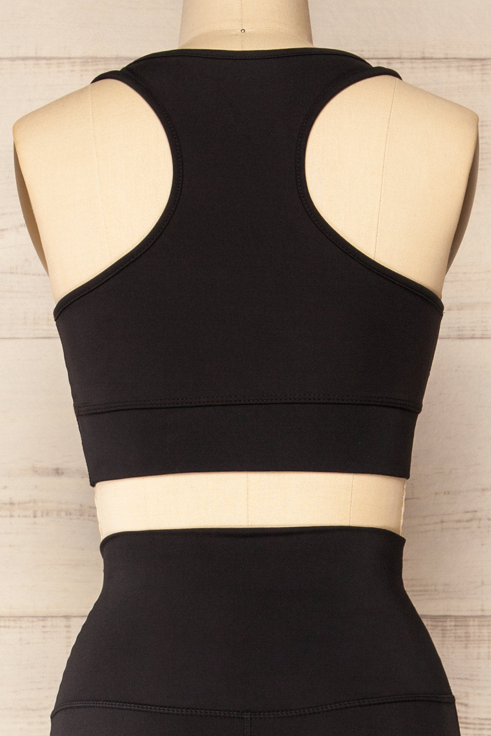 Set Mida Black Sports Bra & Leggings Set | La petite garçonne back close-up