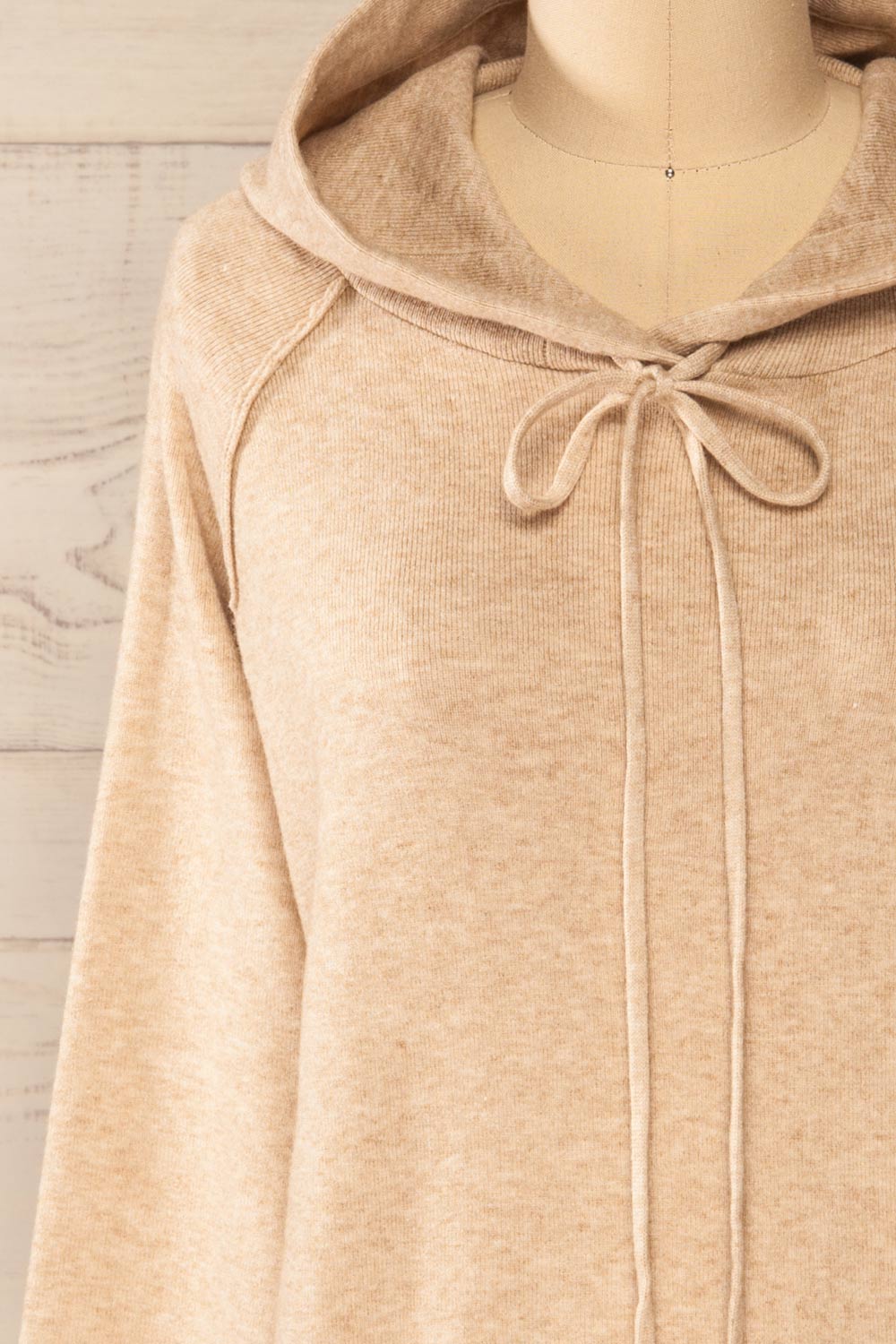 Kaunas Beige Cozy Lounge Set | La petite garçonne trop front close-up