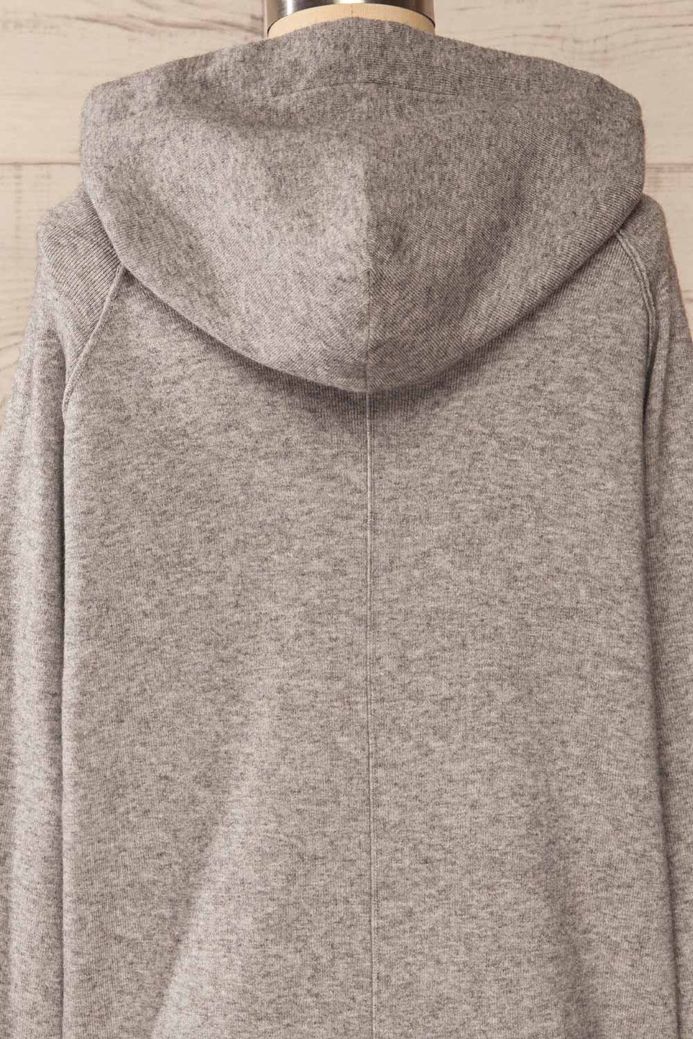 Kaunas Grey Cozy Lounge Set | La petite garçonne top back close-up