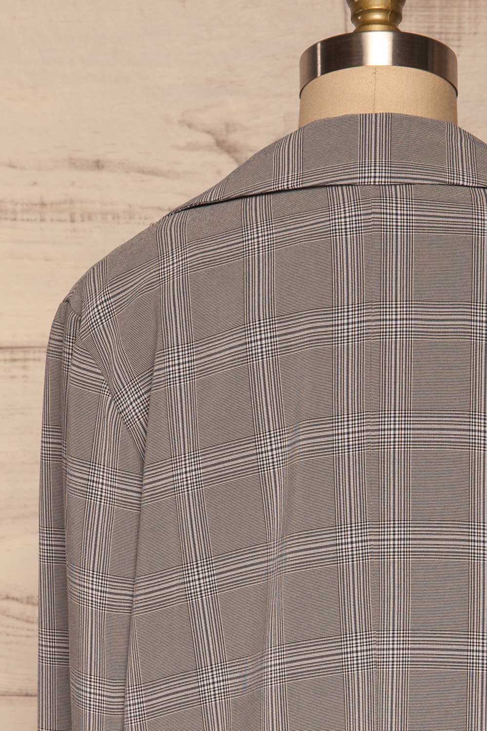 Skerries Gris Grey Plaid Blazer | Veston back close up | La Petite Garçonne
