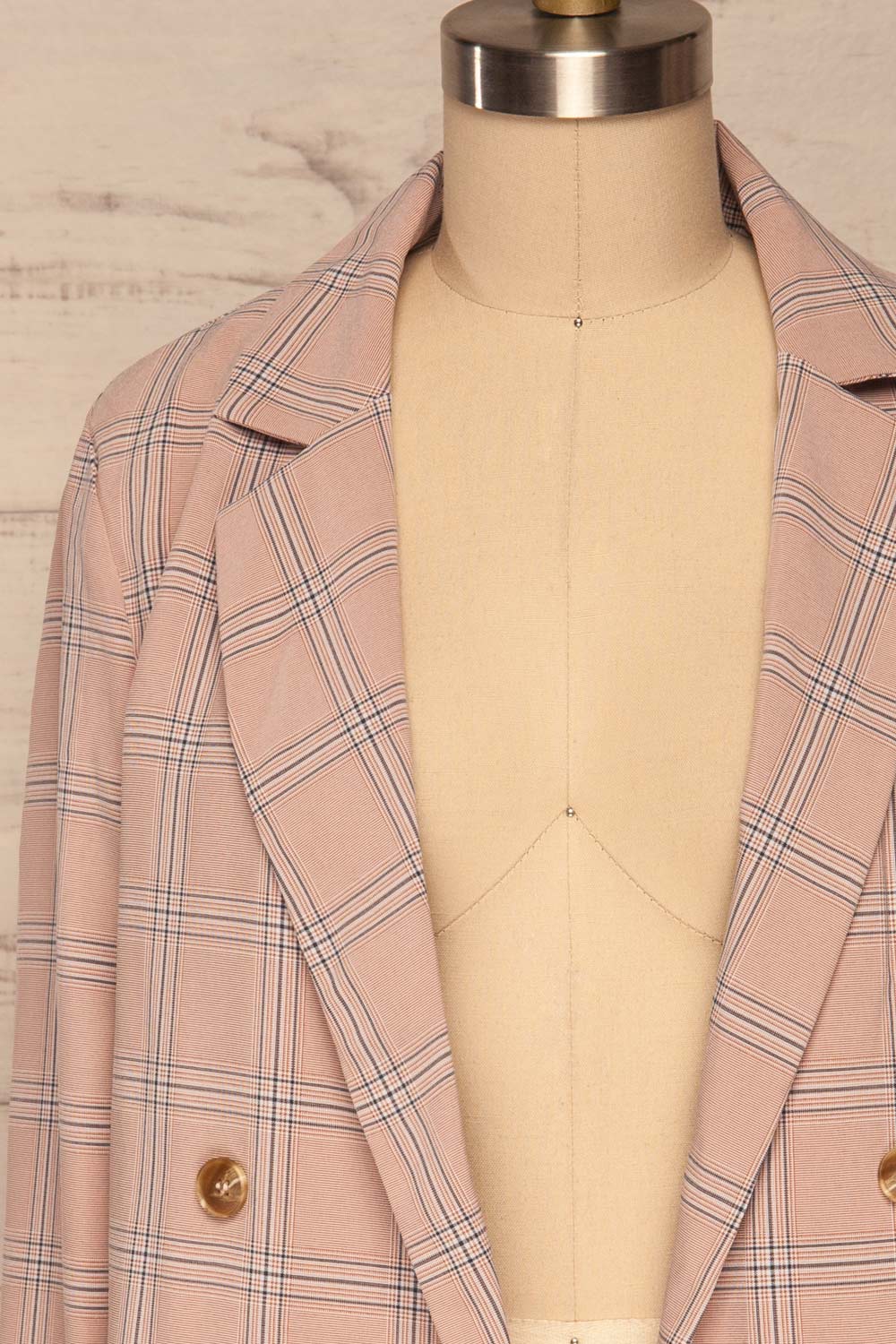 Skerries Rose Pink Plaid Blazer | Veston front close up open | La Petite Garçonne