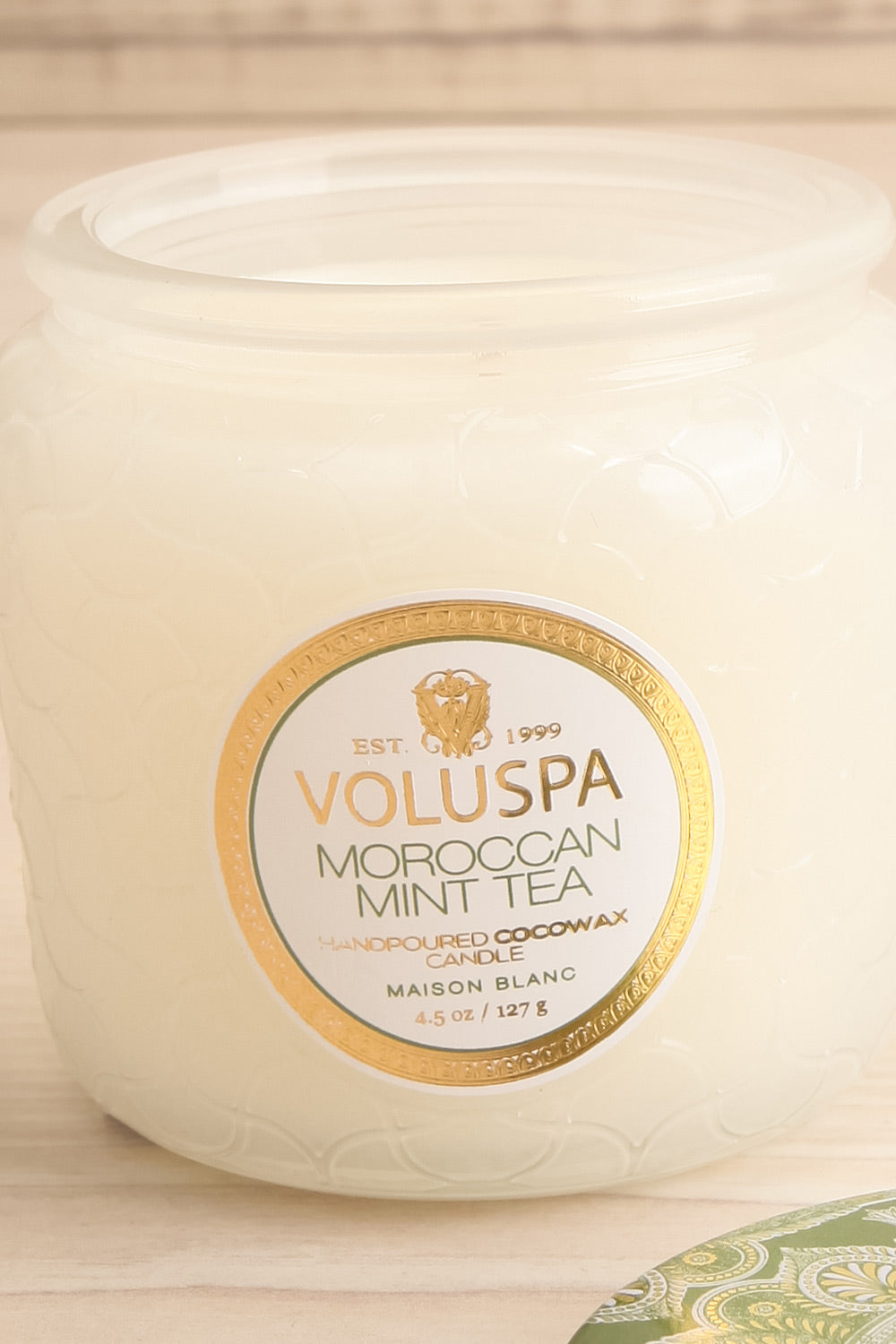 Small Textured Candle Moroccan Mint Tea by Voluspa | La petite garçonne open close-up