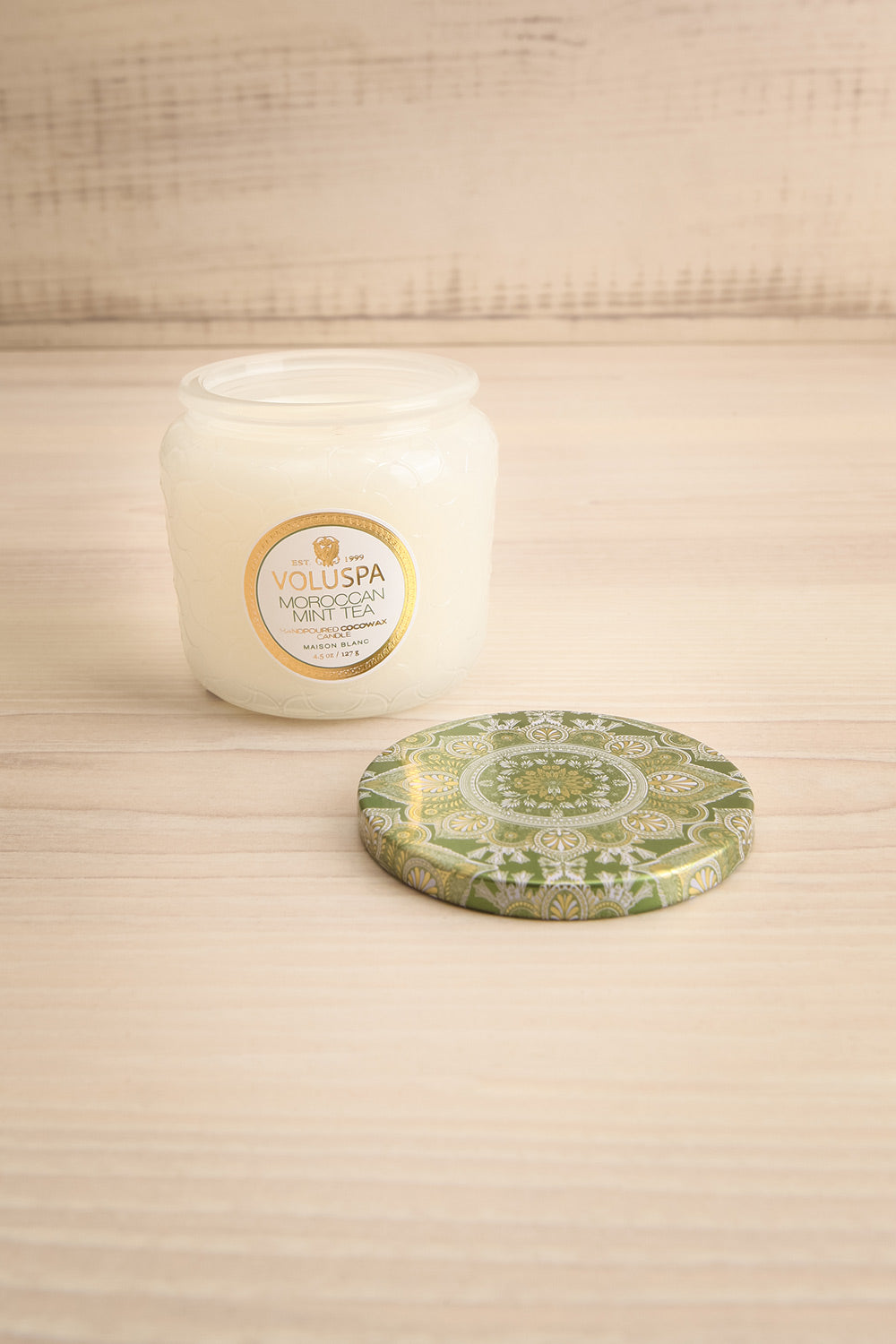 Small Textured Candle Moroccan Mint Tea by Voluspa | La petite garçonne open