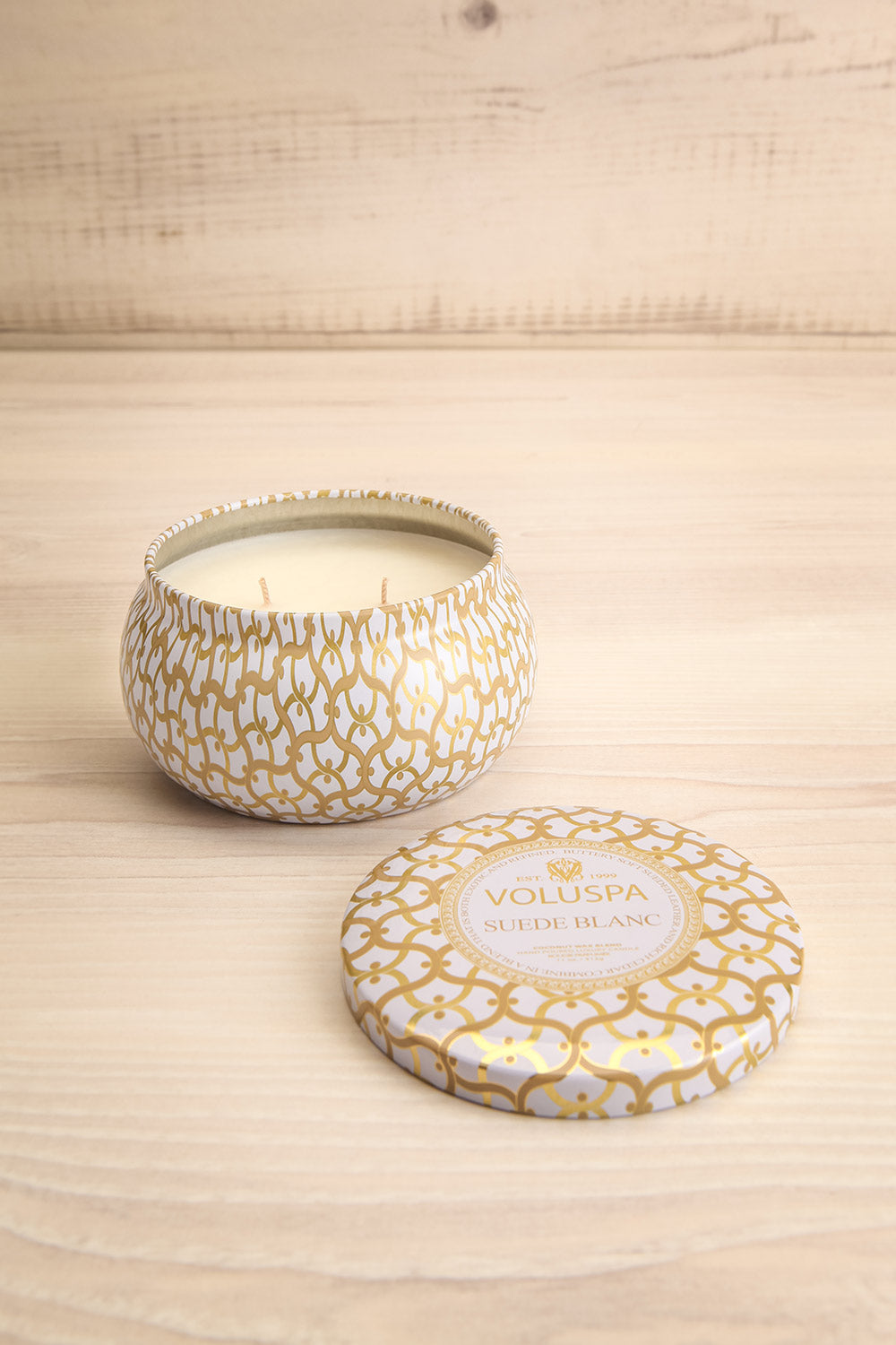 Maison Tin Candle Suede Blanc | La petite garçonne open