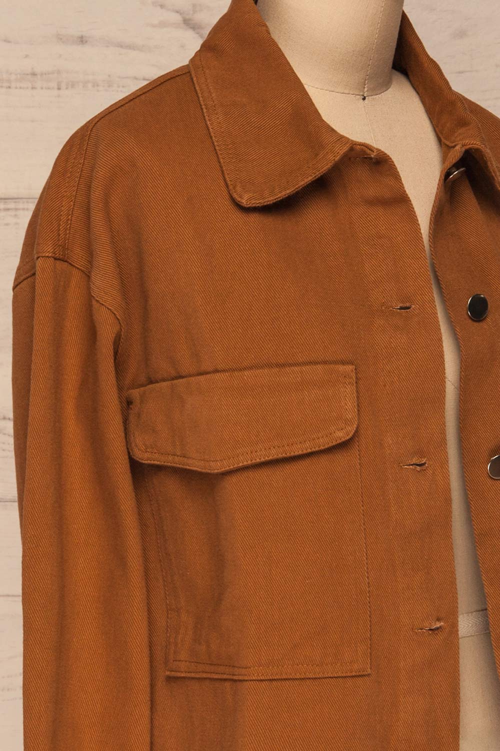Ternopil Brown Trucker Jacket | Veste | La Petite Garçonne side close-up